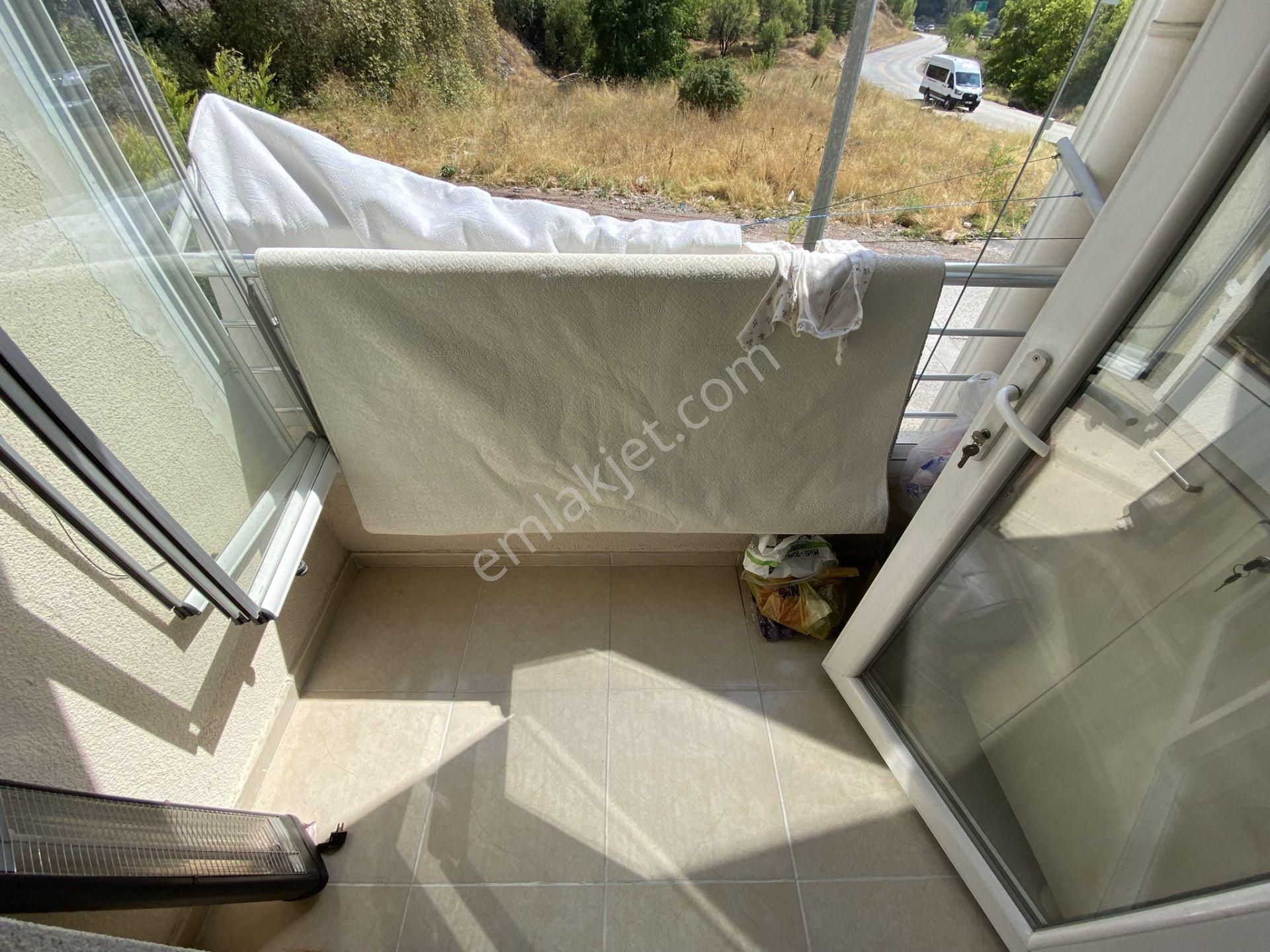 Kalecik Emlak'tan Y.emre Mah'de Köşe Başı Yapılı 2 Cepheli 3+1 Daire - Görsel 27