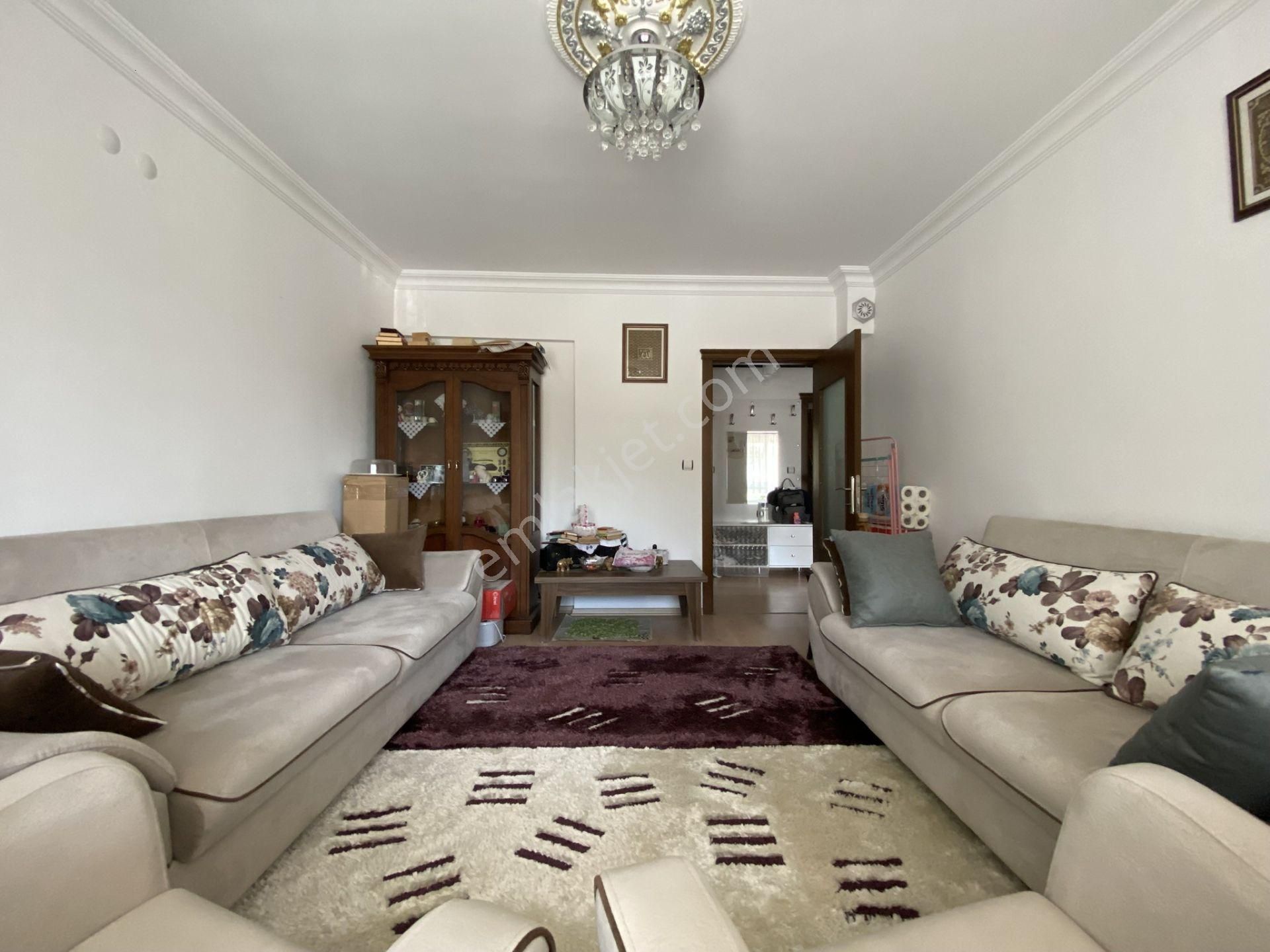 Kalecik Emlak'tan Y.emre Mah'de Köşe Başı Yapılı 2 Cepheli 3+1 Daire - Görsel 13