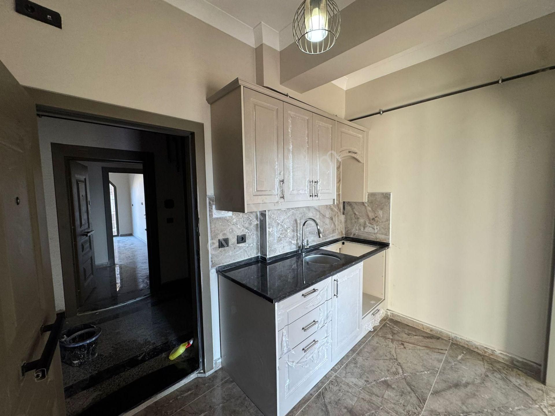 Karasu’da Geniş Kullanışlı Sıfır Modern Daire - Görsel 8