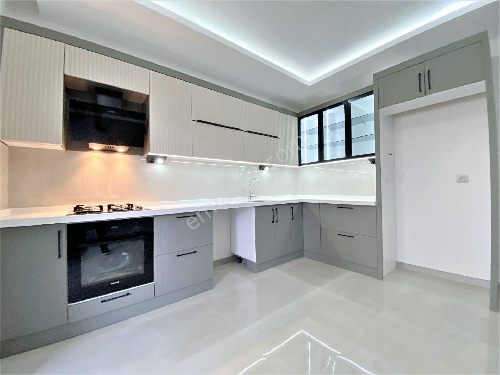 🌀gültaş Emlaktan Akçay İkizçayda Satılık 2+1 Ebeveyn Banyolu Daire