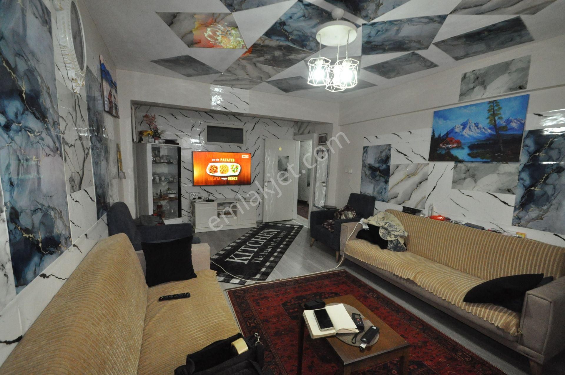 Bayrampaşa Kartaltepe Kaçmazdan Satılık 131m2 Masrafsız Bahçekat Daire - Görsel 2