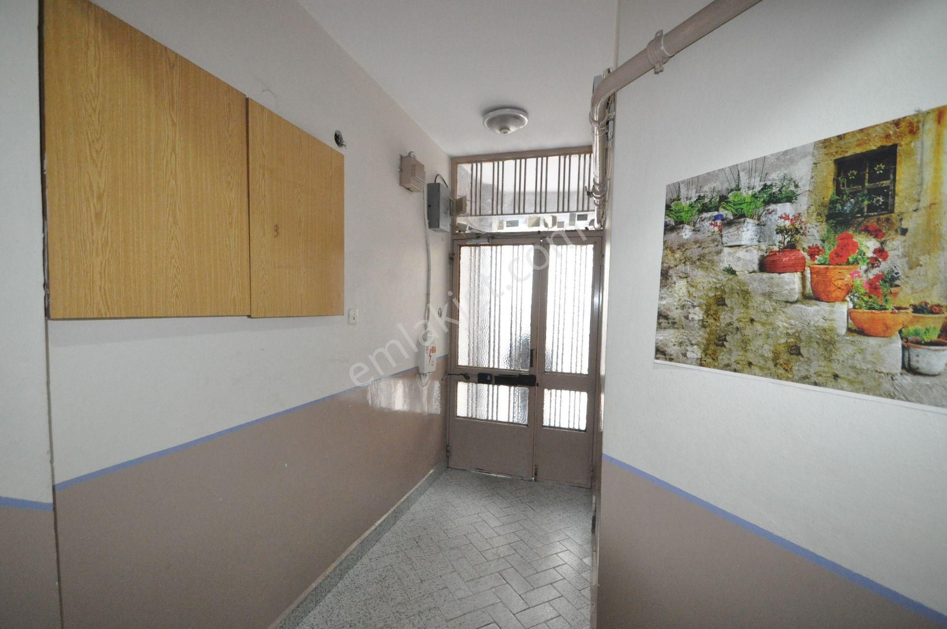Bayrampaşa Kartaltepe Kaçmazdan Satılık 131m2 Masrafsız Bahçekat Daire - Görsel 17