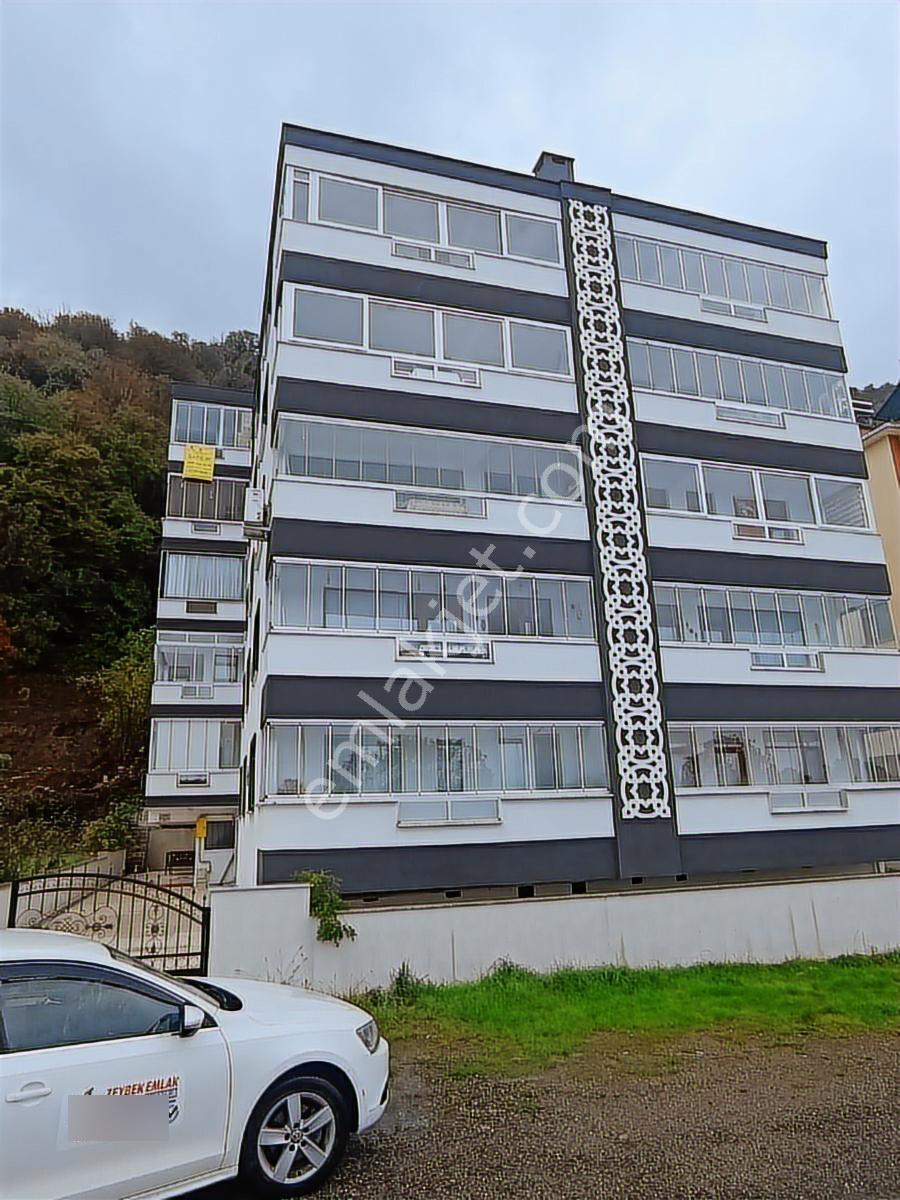Abana Zeybek Emlâk Asansör+doğalgaz Liman .deniz.manzara 115.m2
