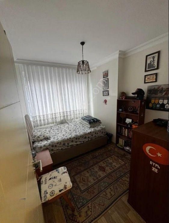 Şenesenevler'de İyi Lokasyonda İskanlı Satılık 3+1 Daire - Görsel 7