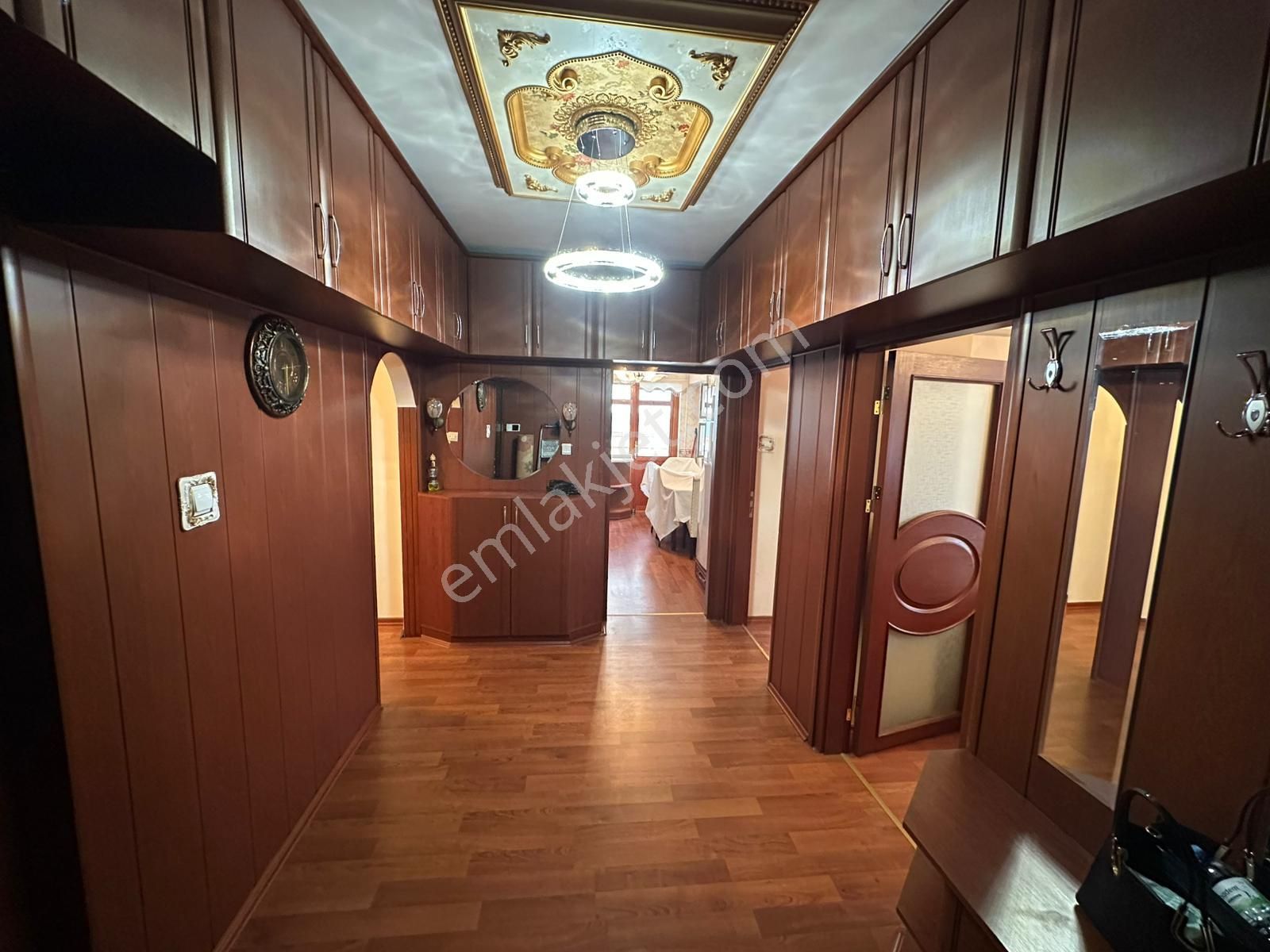 Osmangazi Ana Cadde Üzerinde Ara Katta Cadde Cepheli Full Yapılı 3+1 - Görsel 9