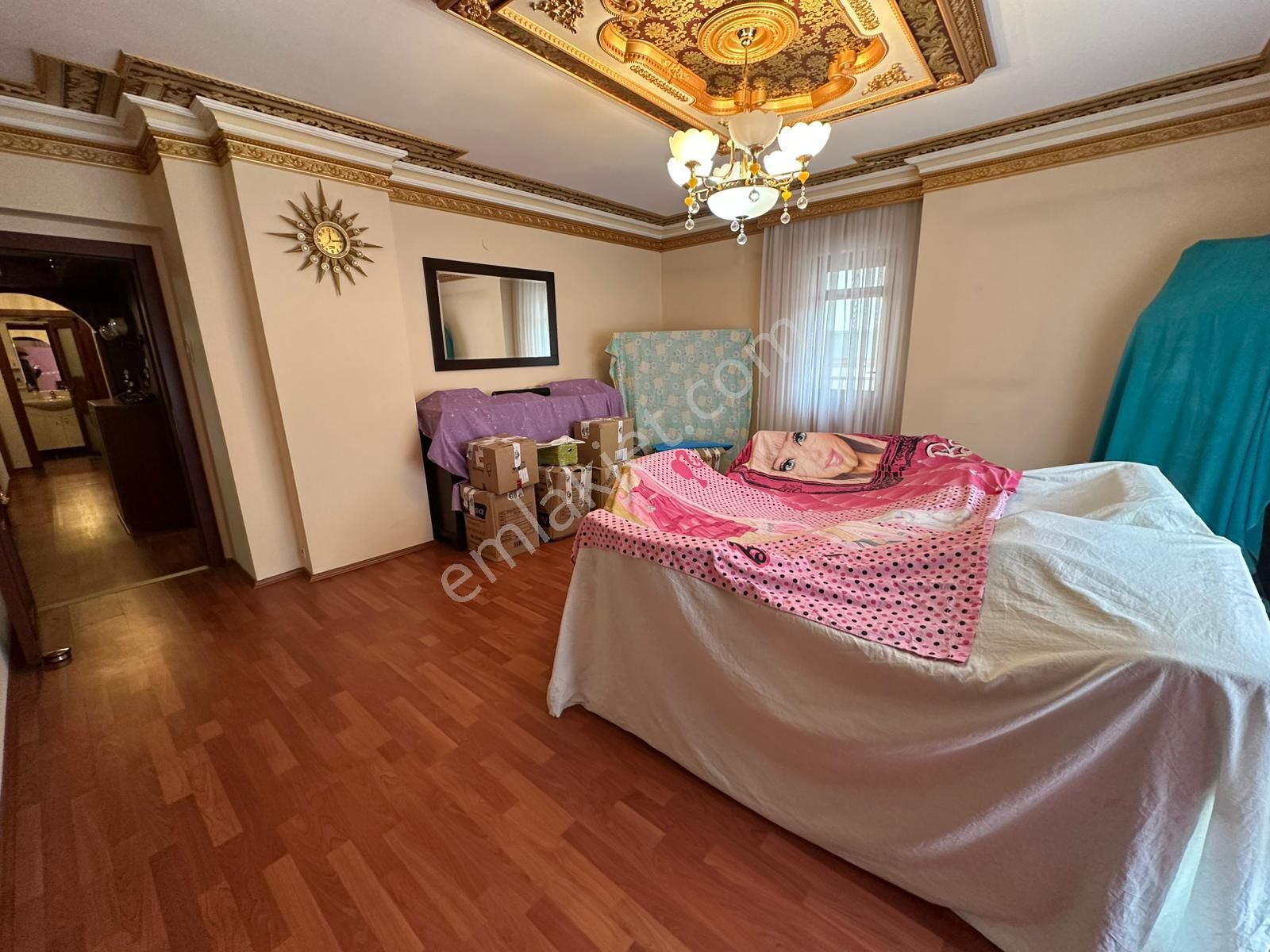 Osmangazi Ana Cadde Üzerinde Ara Katta Cadde Cepheli Full Yapılı 3+1 - Görsel 11