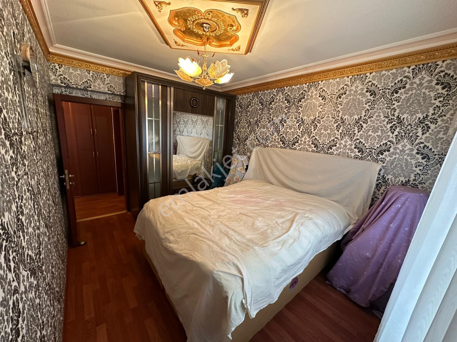 Osmangazi Ana Cadde Üzerinde Ara Katta Cadde Cepheli Full Yapılı 3+1 - Görsel 21