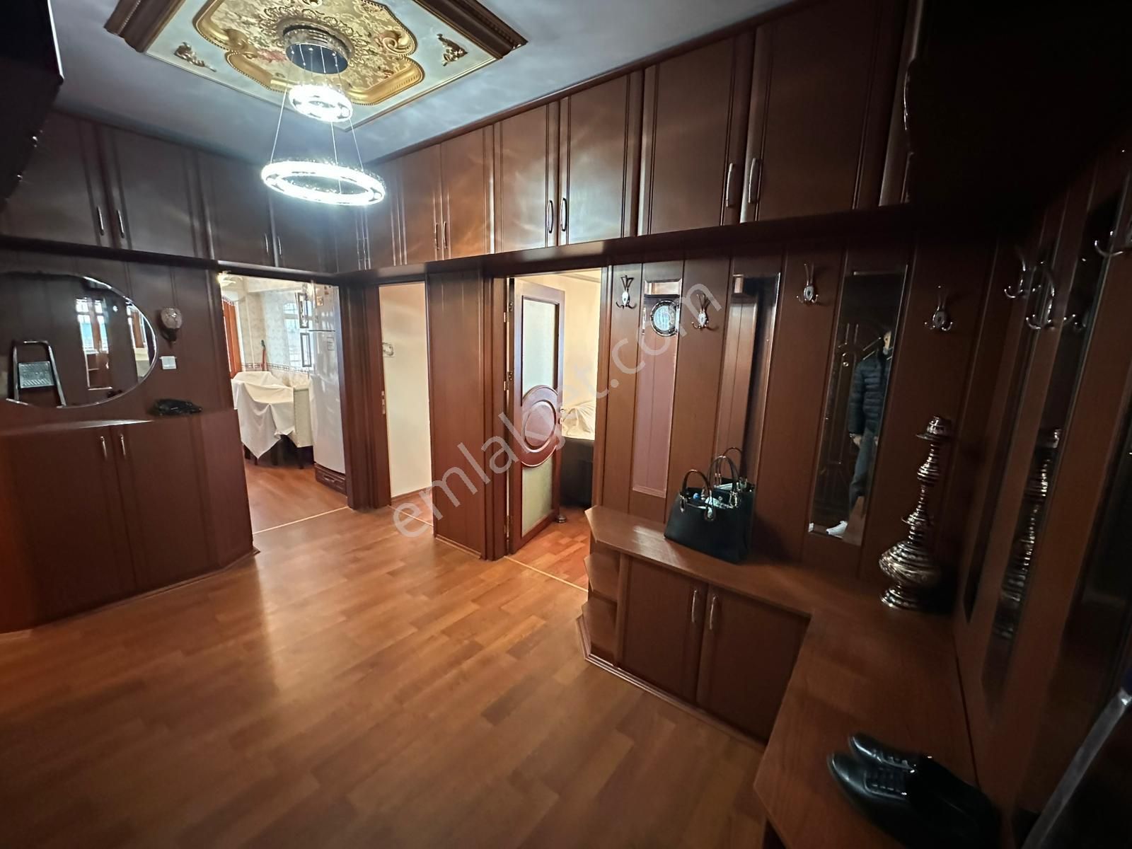 Osmangazi Ana Cadde Üzerinde Ara Katta Cadde Cepheli Full Yapılı 3+1 - Görsel 30