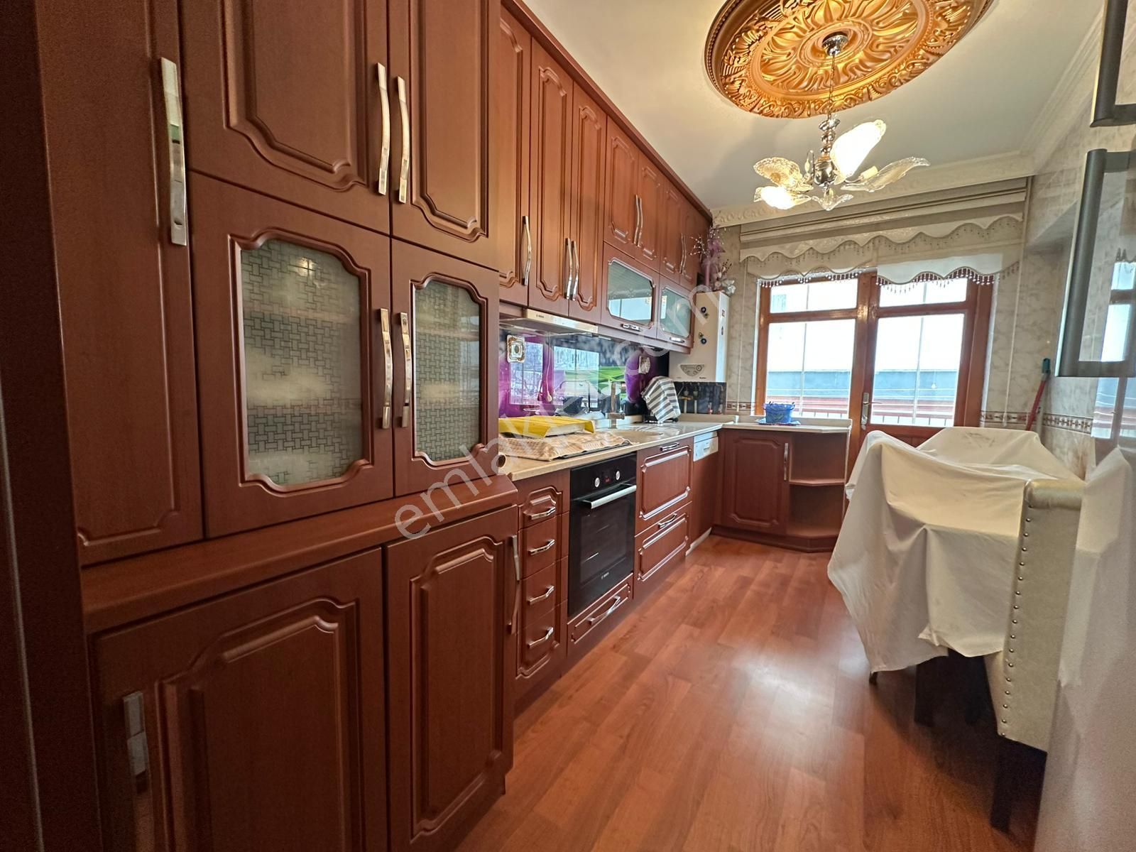 Osmangazi Ana Cadde Üzerinde Ara Katta Cadde Cepheli Full Yapılı 3+1 - Görsel 6