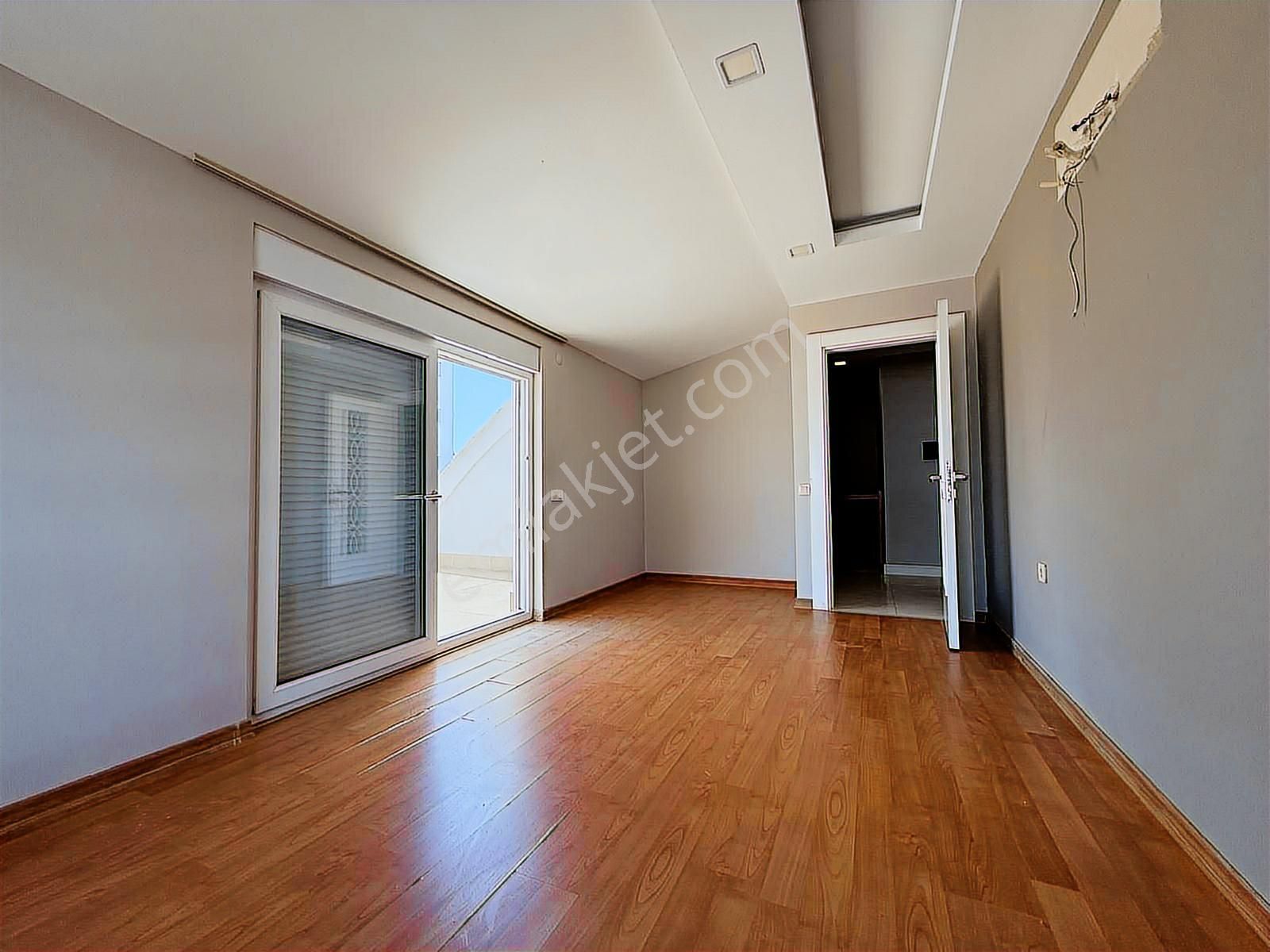 Liman Mah De Atlantis Sitesinde Dublex 3+1 Satılık - Görsel 11