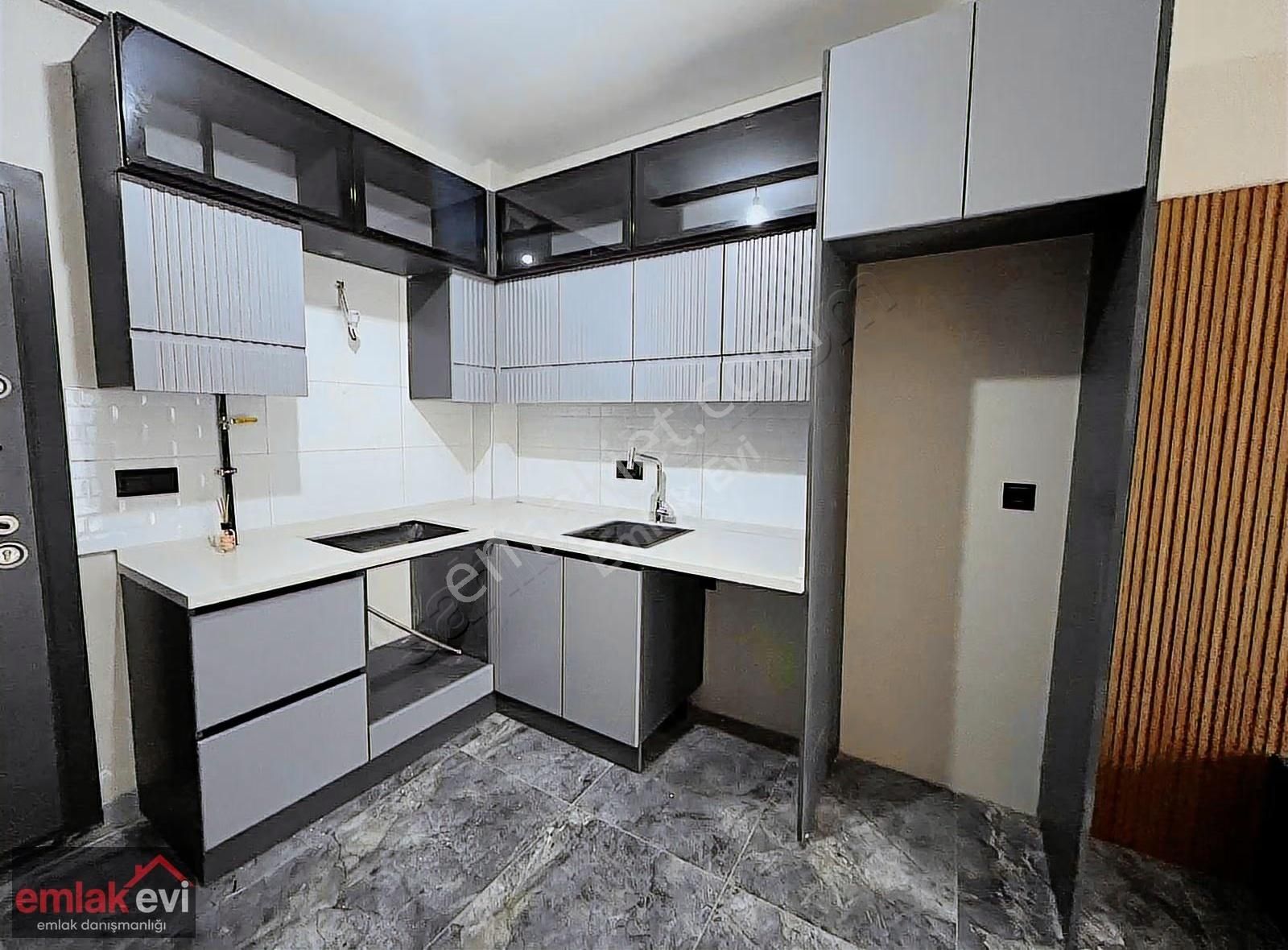 Emlak Evi'nden A.menderes Mahallesinde 1+1 Kiralık Lüks Daire - Görsel 3