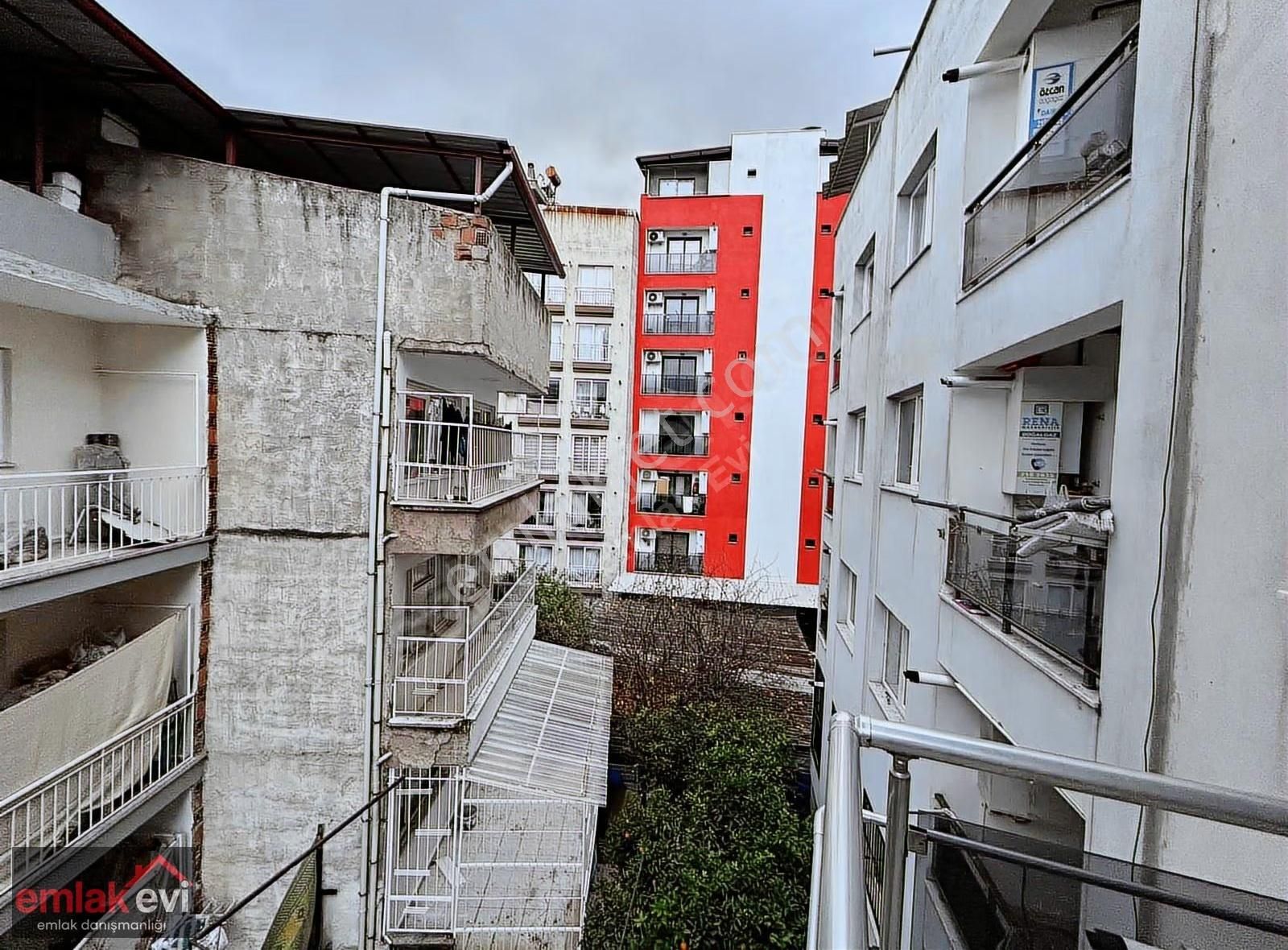 Emlak Evi'nden Cuma Mahllesinde Ara Kat Satılık Geniş 1+1 Daire - Görsel 22