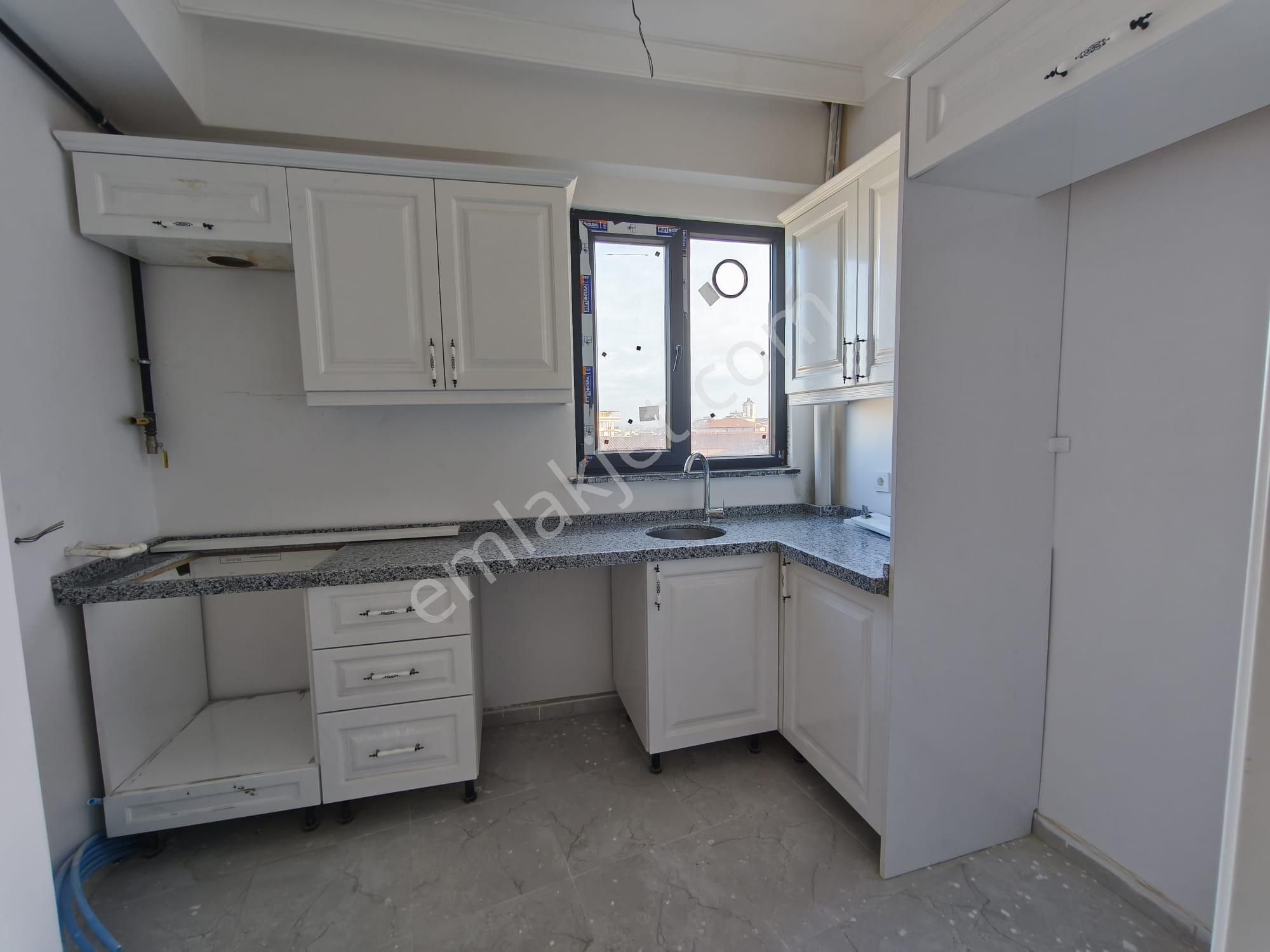 Çok Acil Sultanbeyli Yavuzselimde Satılık 80 M.2+1 Kelepir Daire - Görsel 2