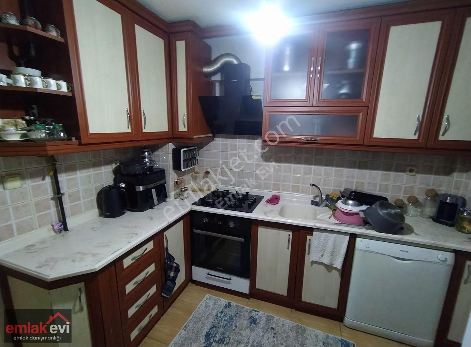 Emlak Evi'nden Meşrutiyet Mh Satılık 2+1 Geniş Daire - Görsel 2