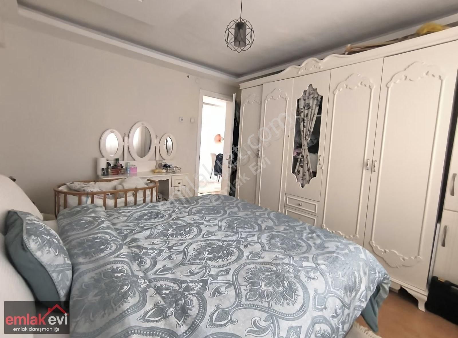 Emlak Evin'den Ovaeymir'de Masrafsız 3+1 Satılık 2 Katlı Bina - Görsel 2