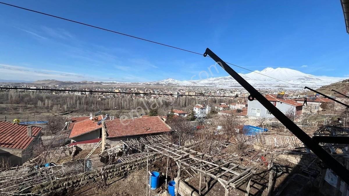 Erciyes Manzaralı | 3+1 Satılık Müstakil Ev | Şömineli!! - Görsel 17