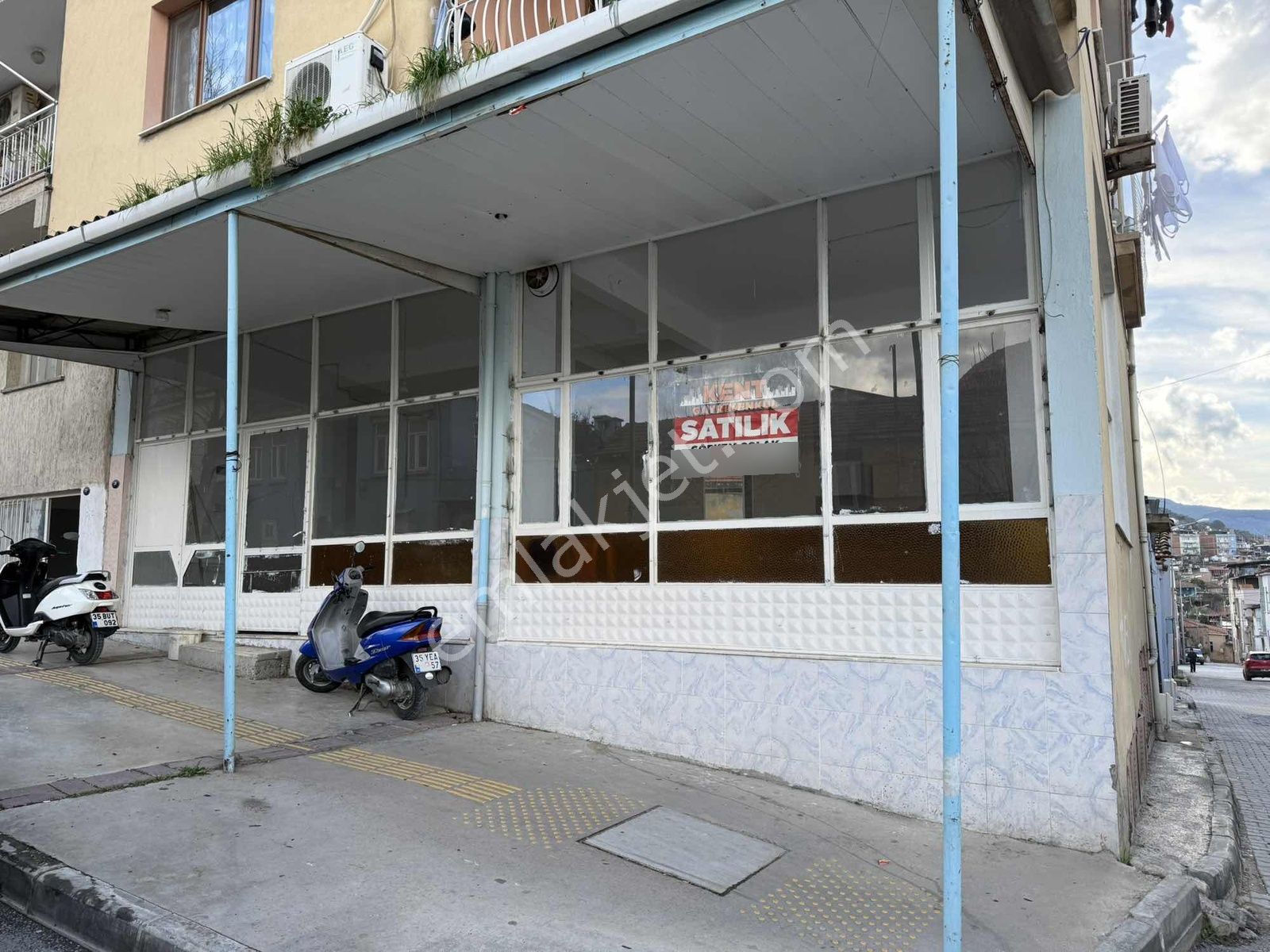 Kent Gayrimenkul'den Şehir Merkezinde Satılık Köşe Dükkan - Görsel 3