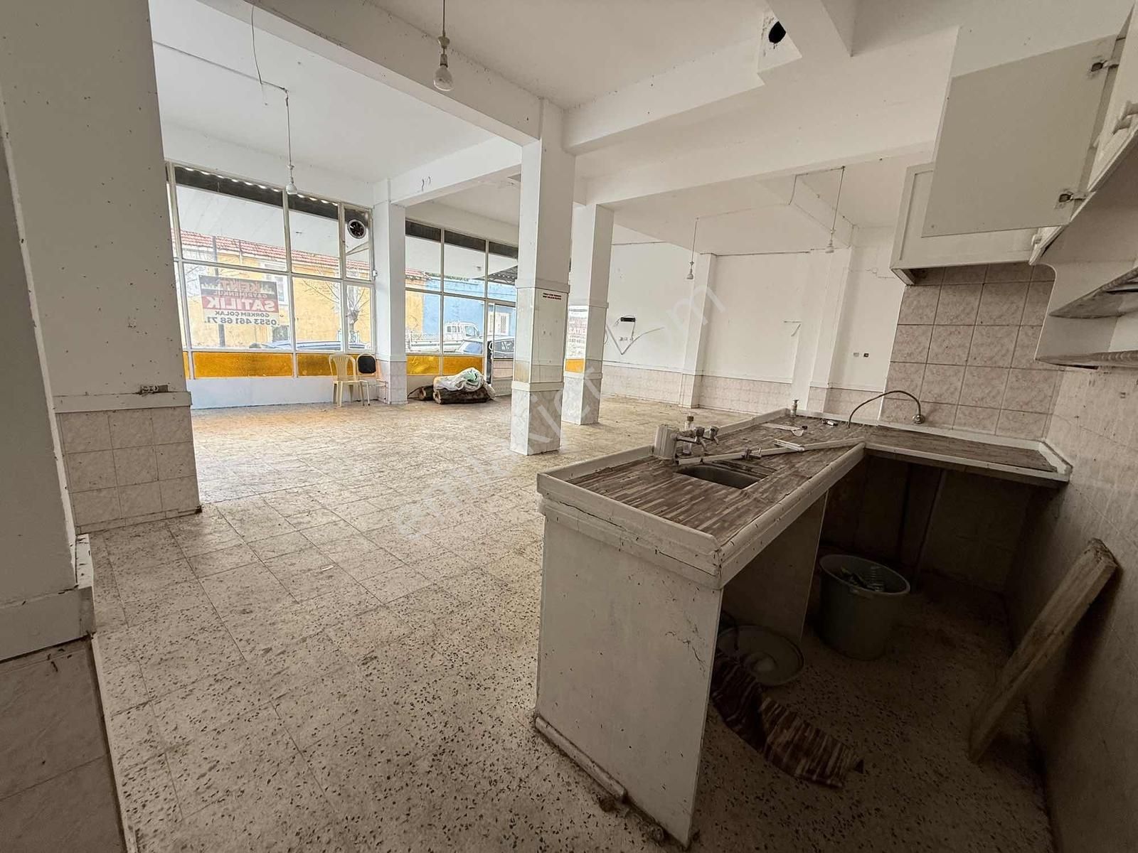 Kent Gayrimenkul'den Şehir Merkezinde Satılık Köşe Dükkan - Görsel 7