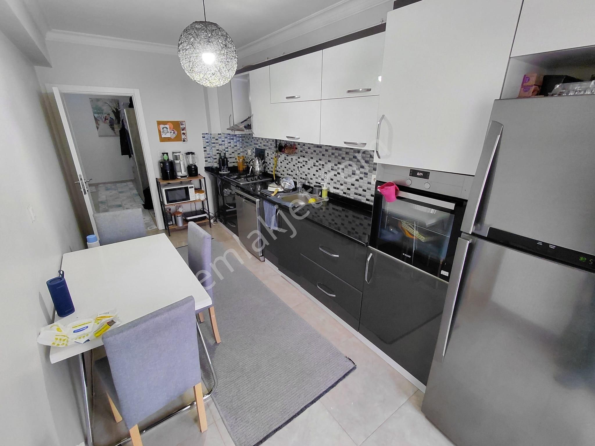 Anadolu Caddesi Yakını Geniş 2+1 Çift Banyolu Lüks Satılık Daire - Görsel 4