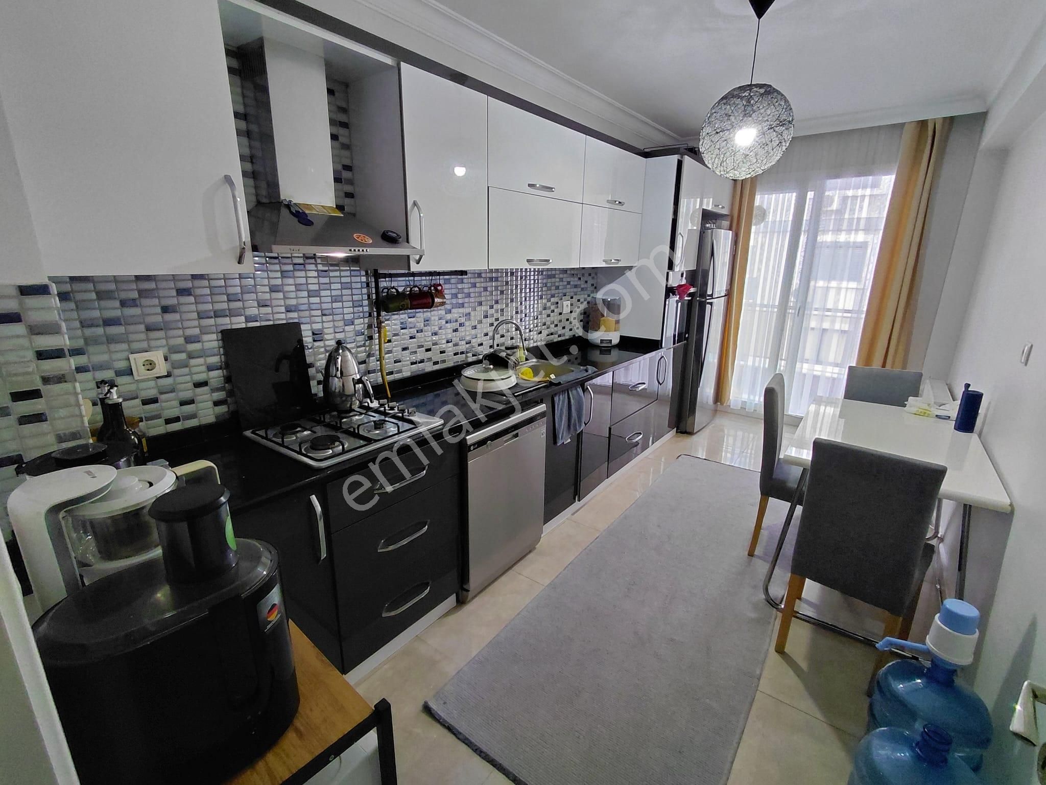 Anadolu Caddesi Yakını Geniş 2+1 Çift Banyolu Lüks Satılık Daire - Görsel 3