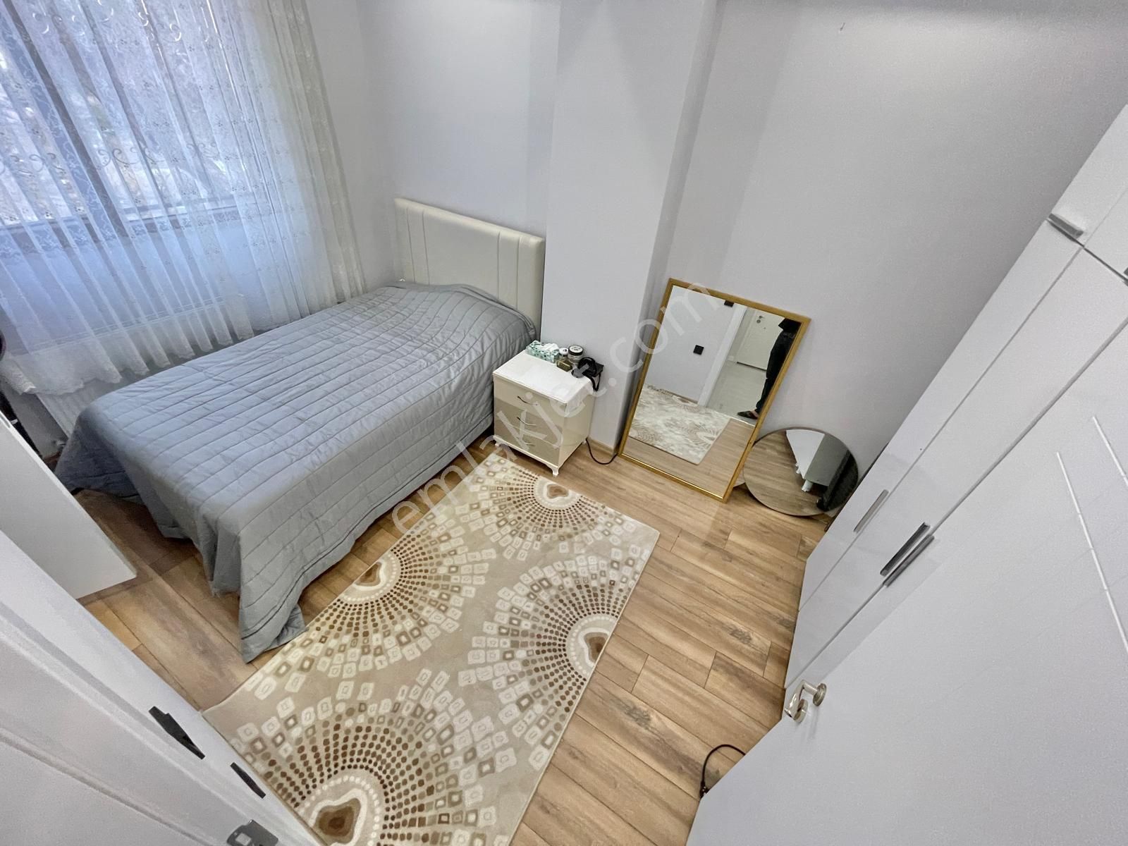 Berkay Demirel'den Akçay Merkezde Ön Cephe Ayrı Mutfak 2+1 Daire - Görsel 25