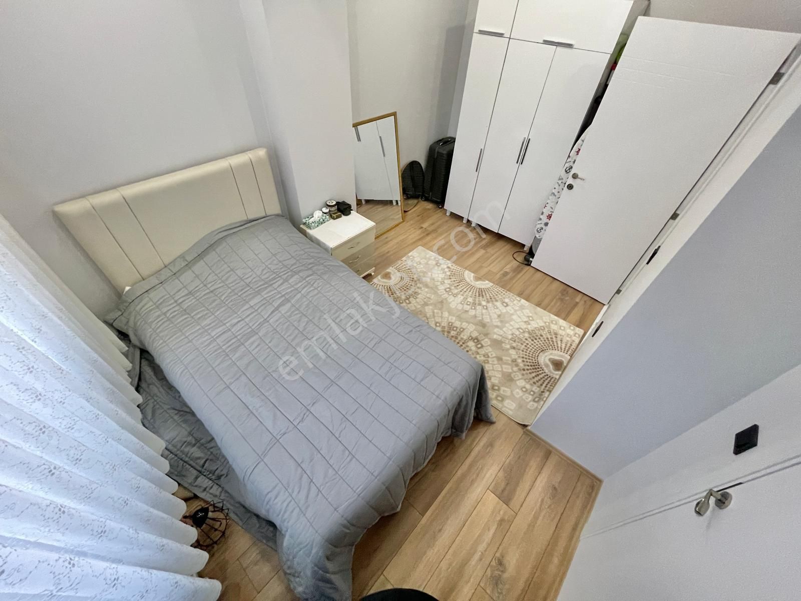 Berkay Demirel'den Akçay Merkezde Ön Cephe Ayrı Mutfak 2+1 Daire - Görsel 26