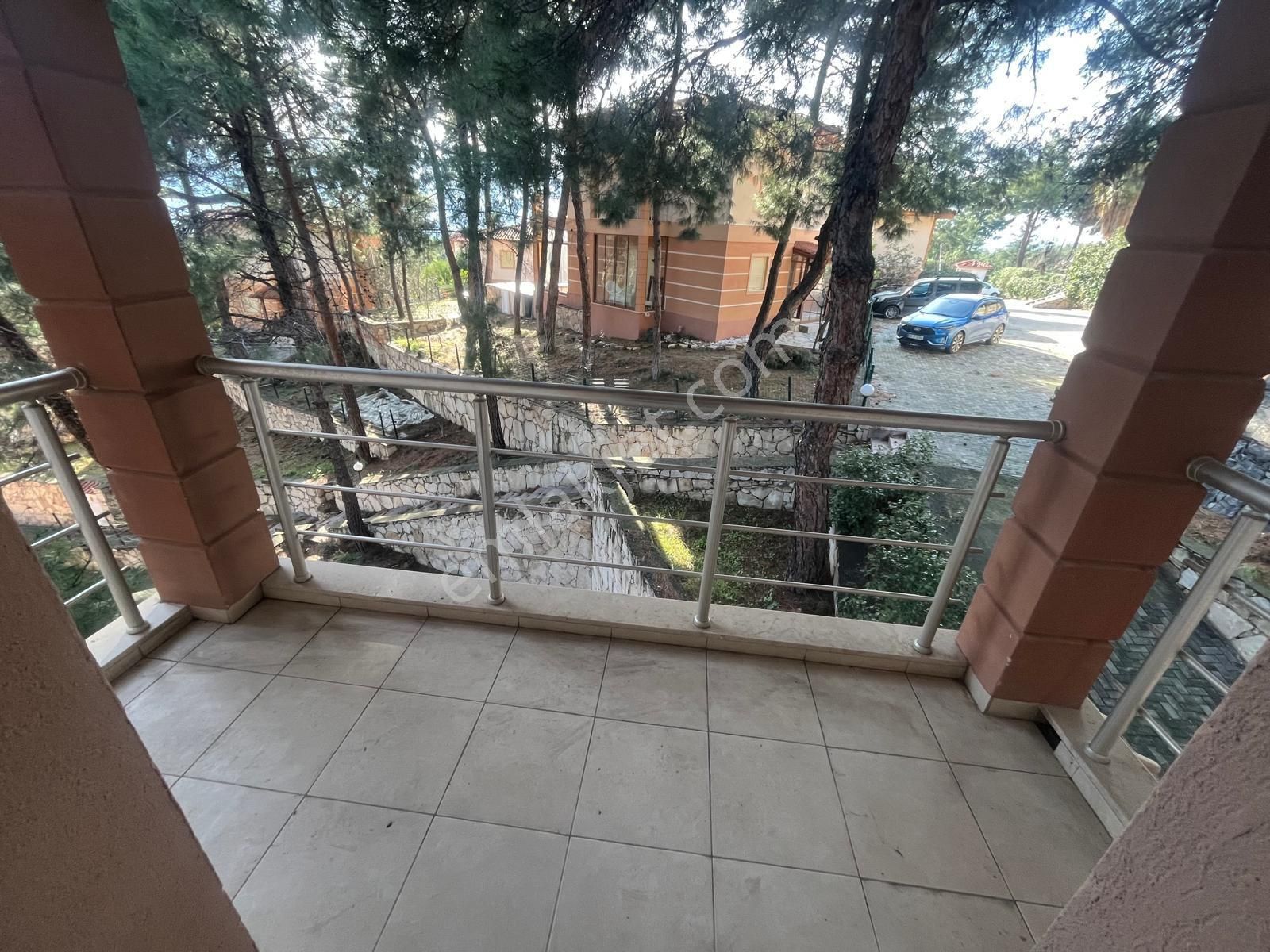 Kuşadası Soğucak’ta Kelepir 4 + 2 Büyük Bahçeli Villa - Görsel 6