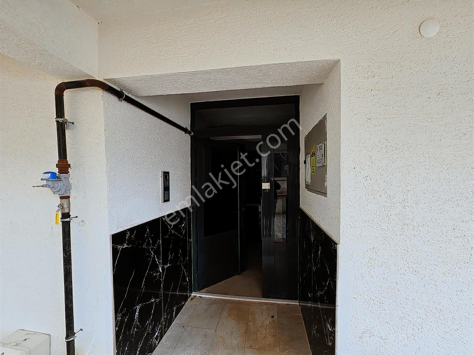 Nova Realty'den Sitelerde Yeni 4+1 Çift Girişli Bahçeli Daire - Görsel 19