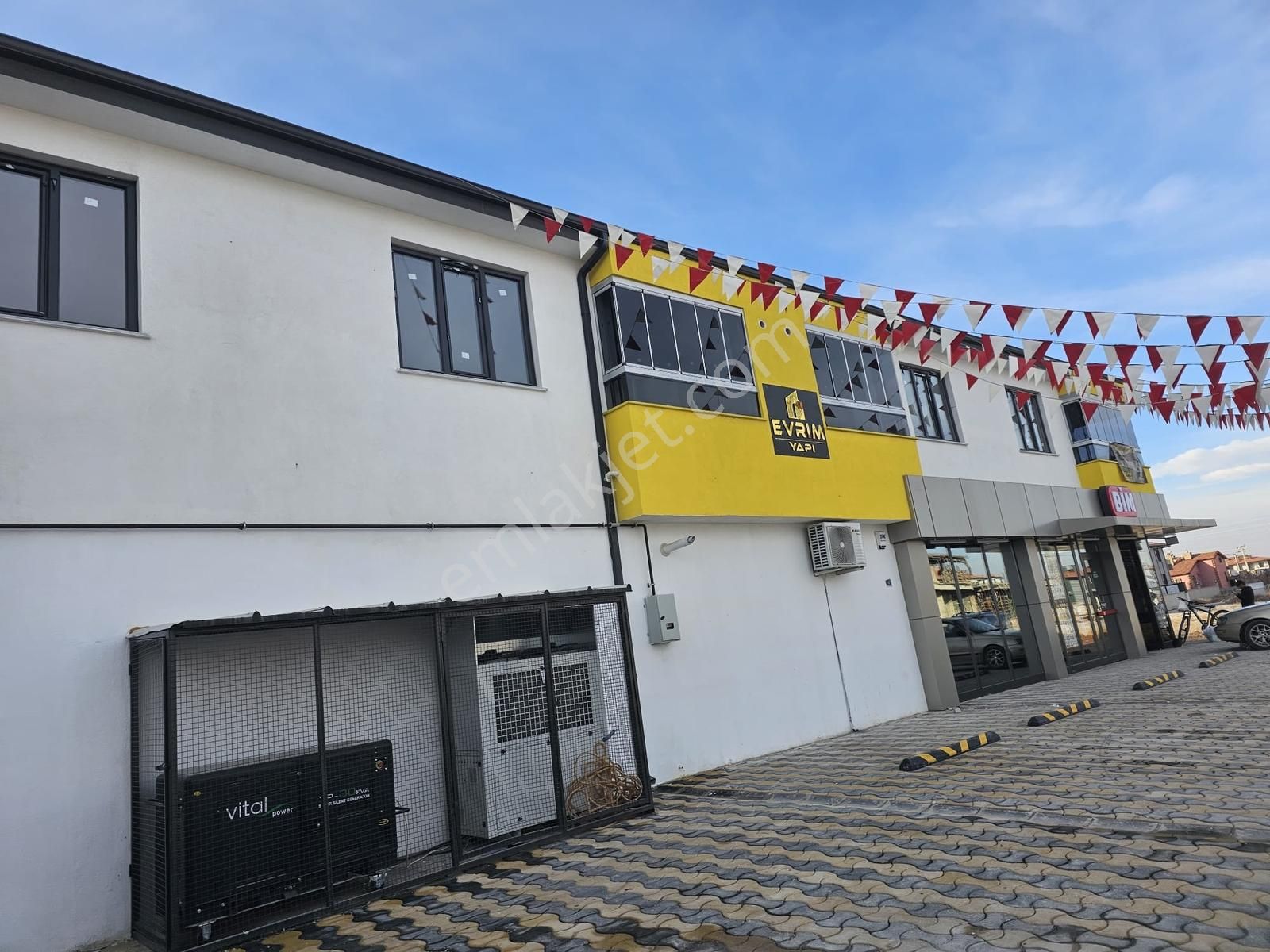 Alakova'da 2+1 2.kat Sıfır Satılıkk Geniş Daire