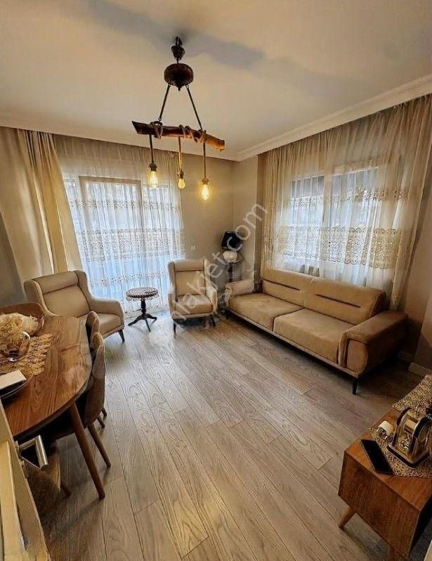 Kozyatağın'da Satılık 2+1 Fırsat Daire!!!