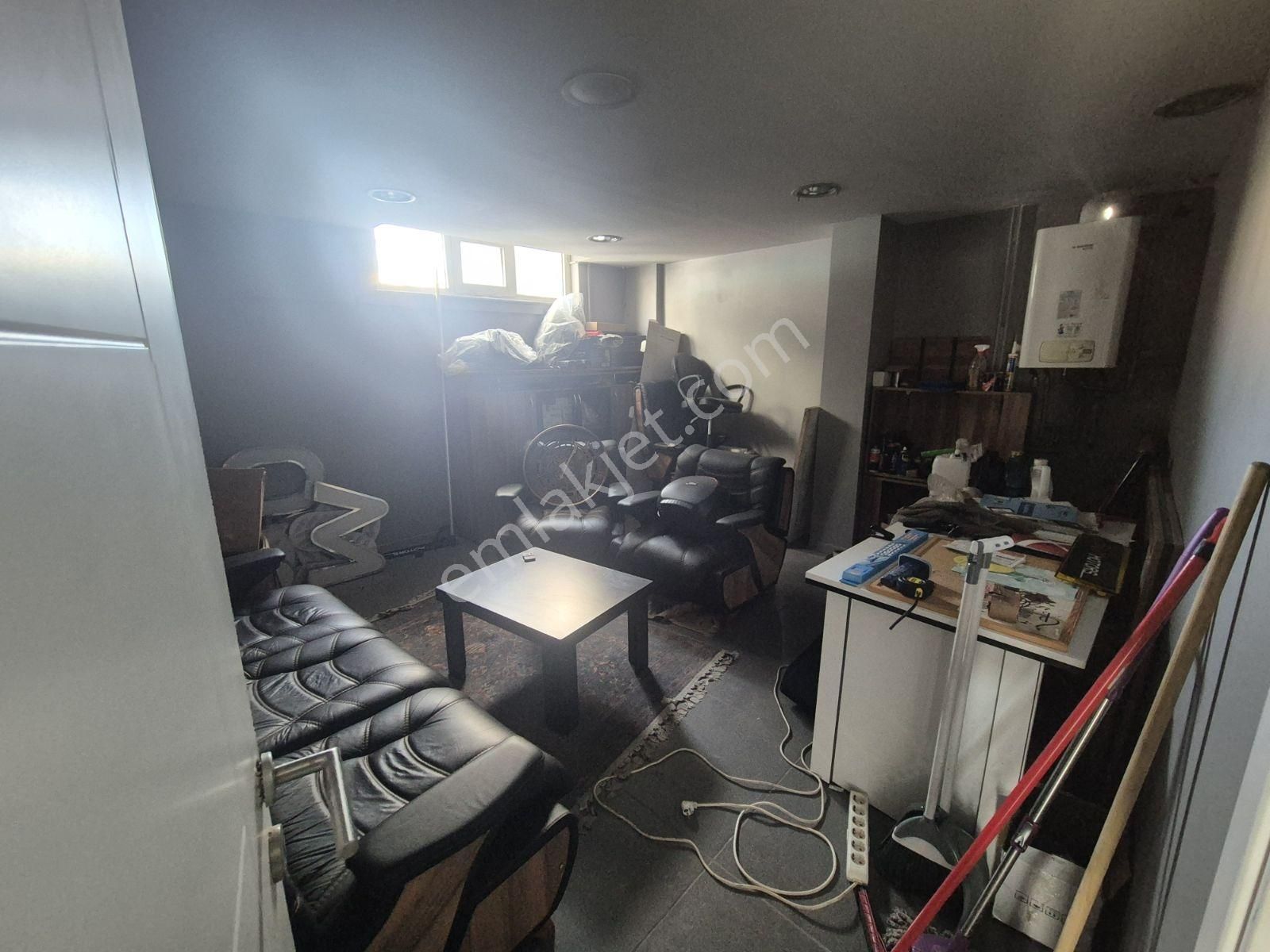 Büyükçekmece Cengiz Topel Caddesinde Asma Katlı 150m2 Dükkan - Görsel 8