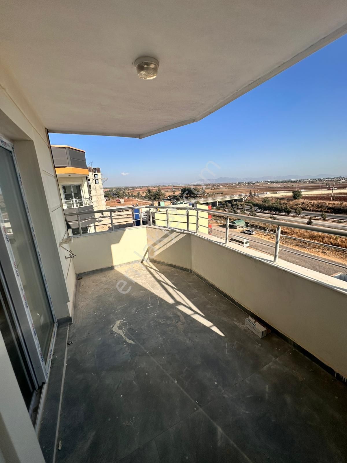 Adana Sarıçam Orhangazi Bulvar Üzerinde 3+1 Sıfır Kullanılmamış Kiralık Daire - Görsel 8