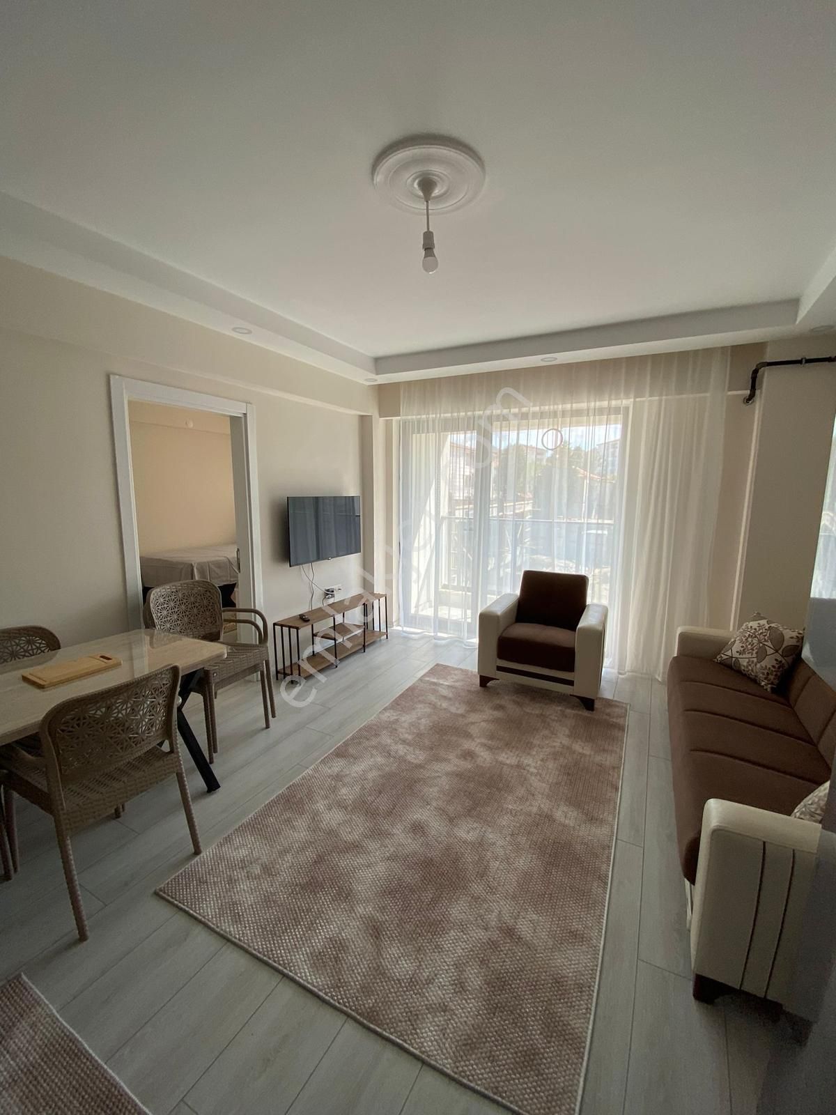 Ege Emlak'tan Üniversite Ve Tugayın Yanında Kiralık 1+1 Daire - Görsel 5