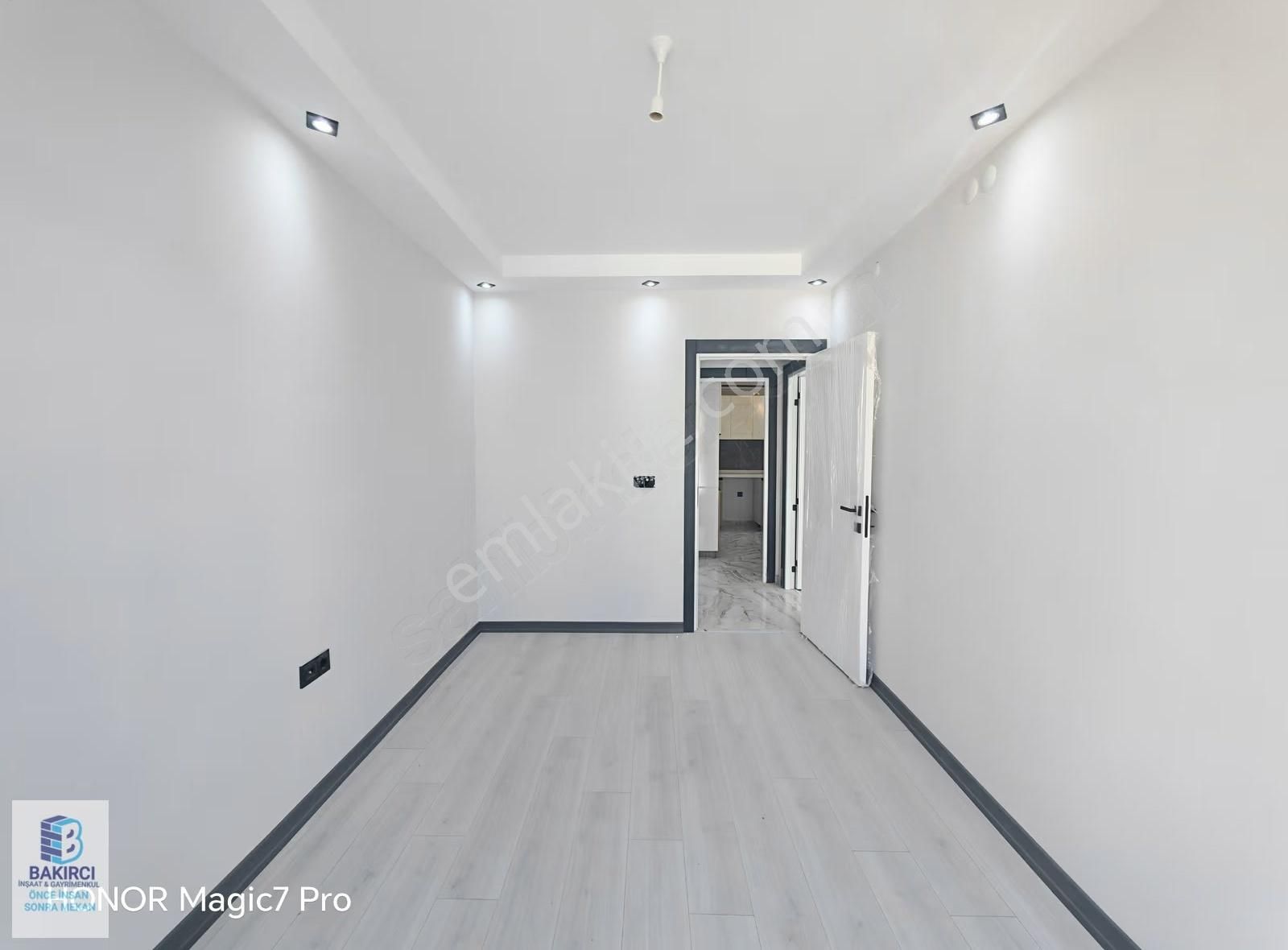 Bakırcı İnşaat & Gym'den Çamlıca Mah. Özel Garajlı 2+1 Satılık D - Görsel 19