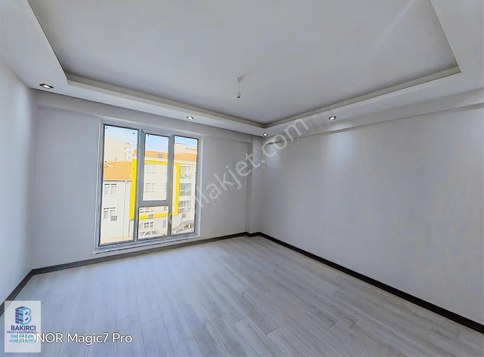 Bakırcı İnşaat & Gym'den Çamlıca Mah. Özel Garajlı 2+1 Satılık D - Görsel 9