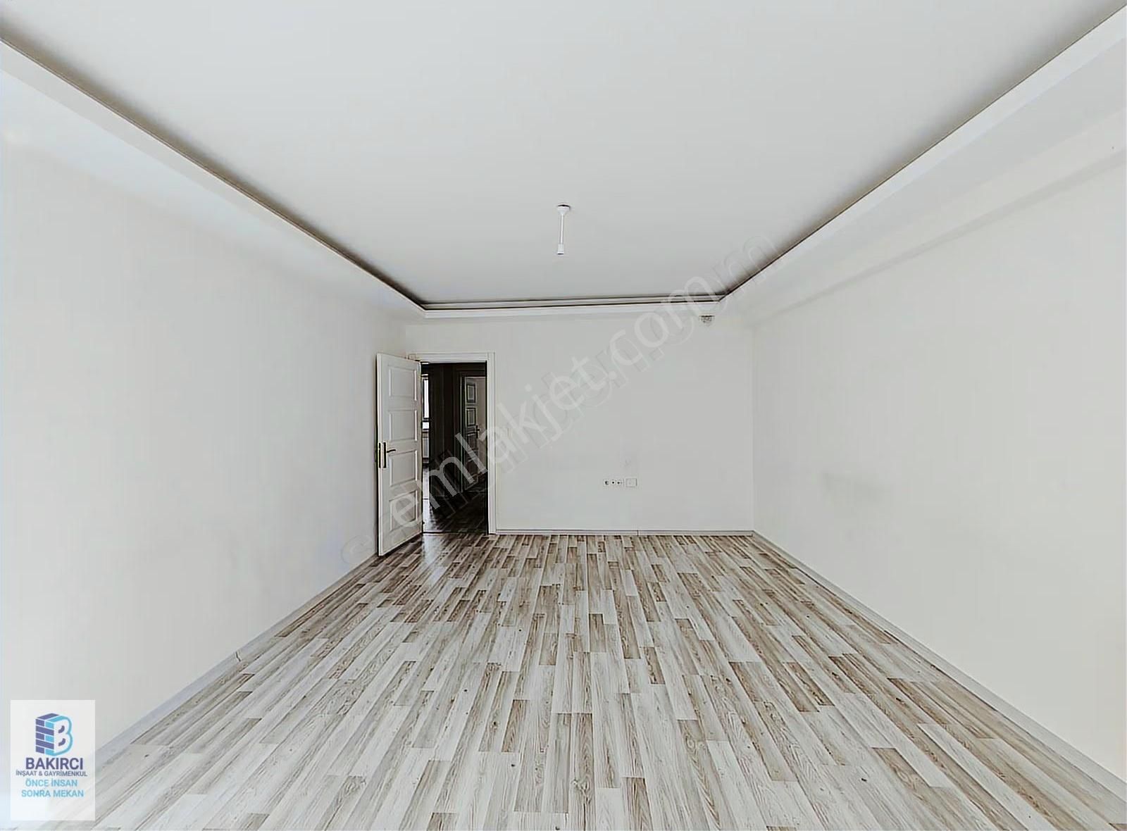 Bakırcı İnşaat & Gayrimenkulden Çamlıca Mah. 2+1 Kiralık Daire - Görsel 22