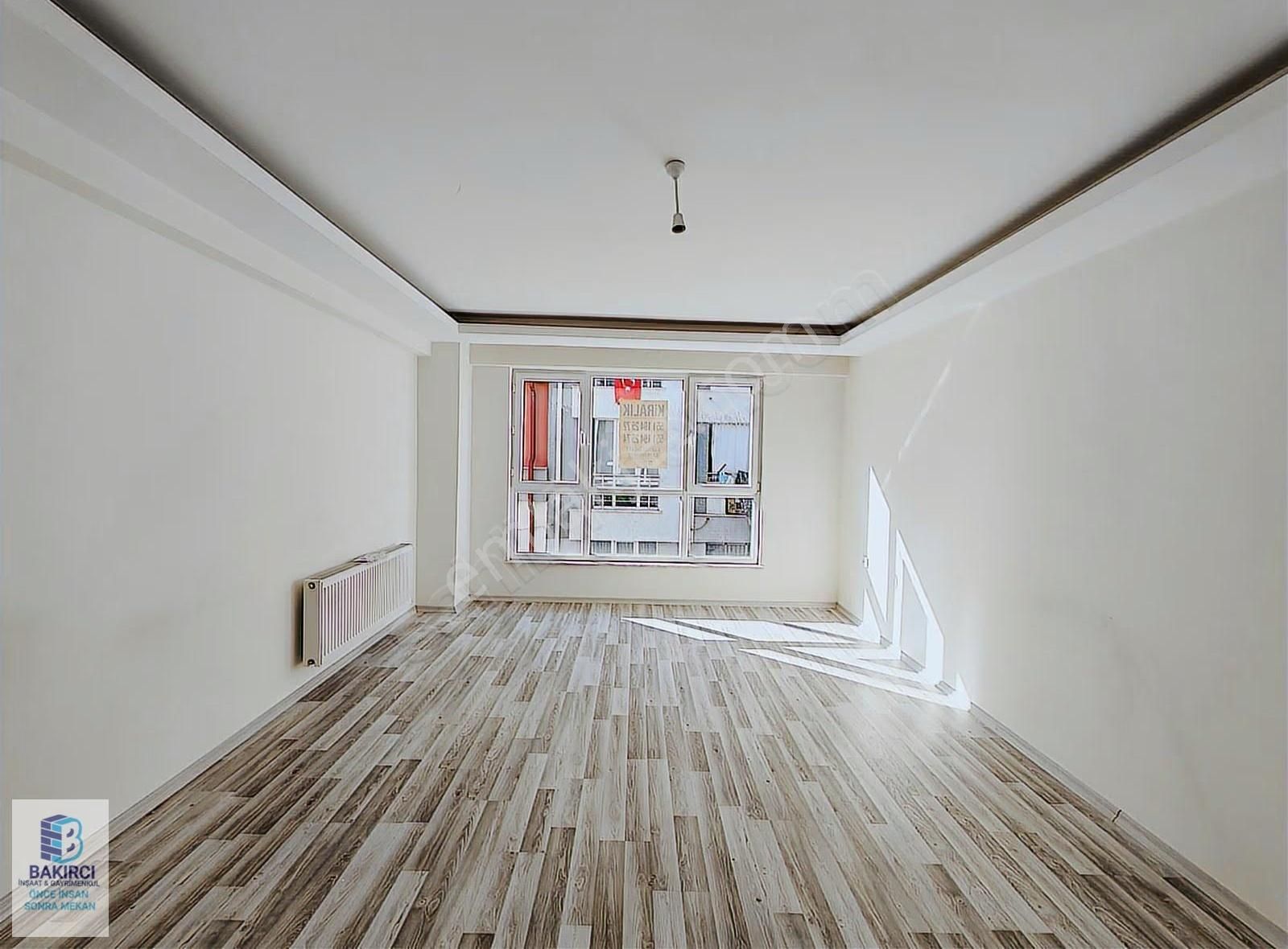 Bakırcı İnşaat & Gayrimenkulden Çamlıca Mah. 2+1 Kiralık Daire - Görsel 3