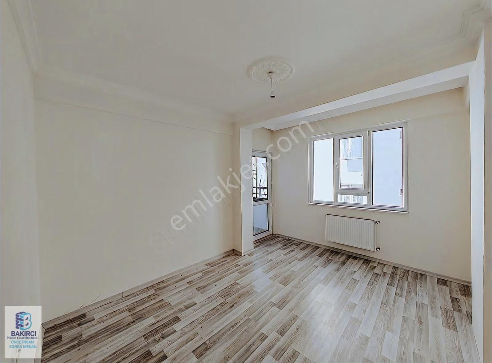 Bakırcı İnşaat & Gayrimenkulden Çamlıca Mah. 2+1 Kiralık Daire - Görsel 8