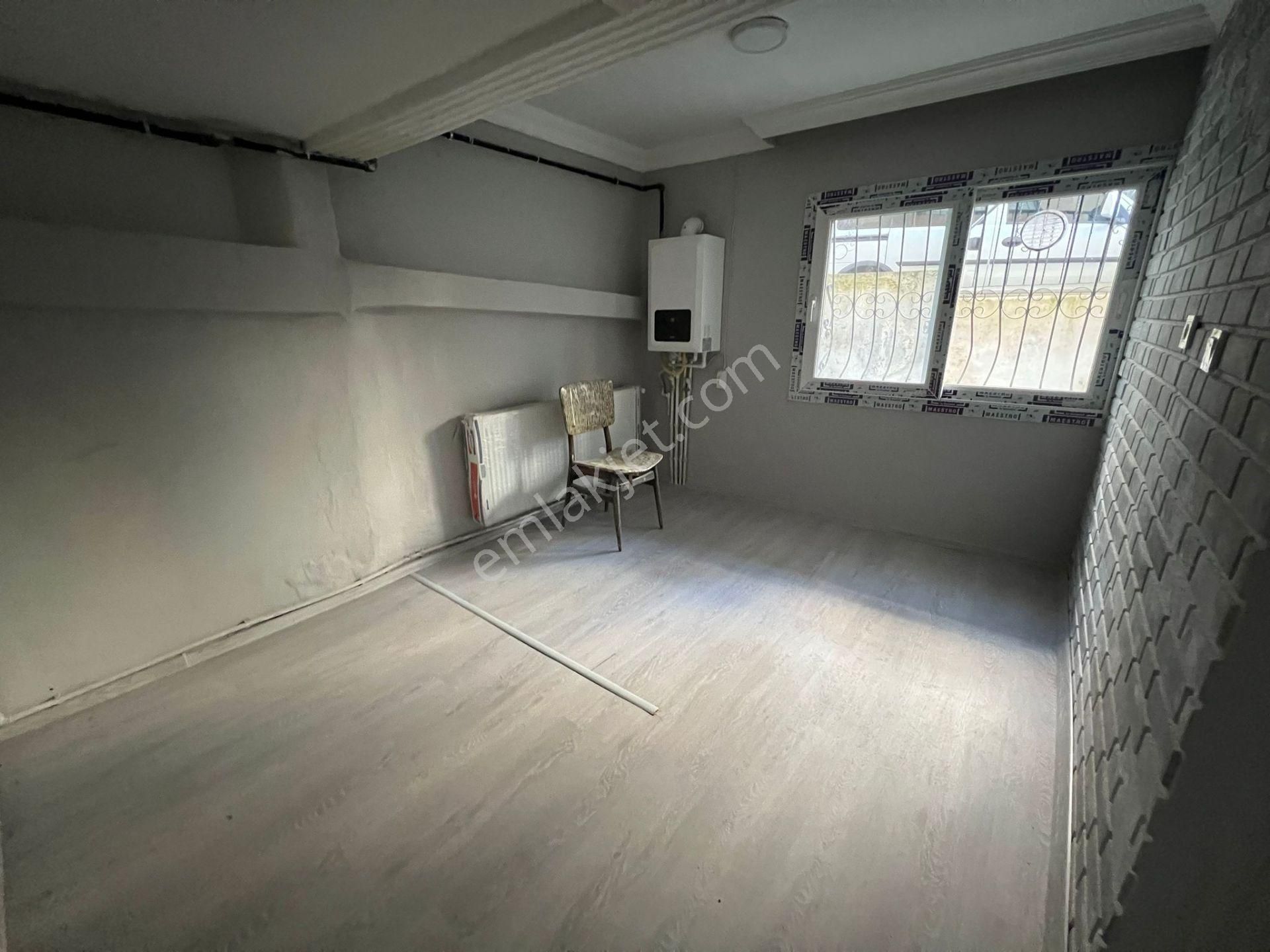 Buca Çamlık Mahde 1+1 60m2 Düz Giriş Açık Mutfak Doğalgazlı Daire