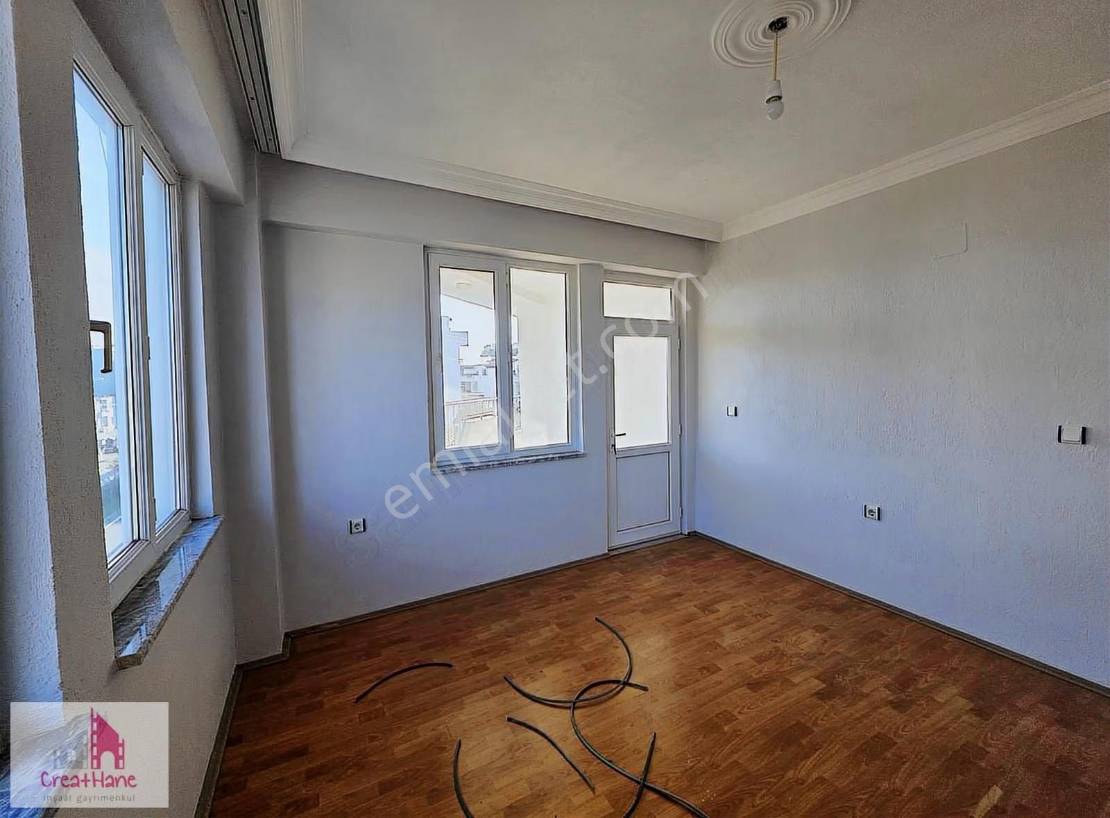 Yetkili Ofis - Altıntas'ın Kalbinde Geniş Ve Balkonlu 3+1 Daire - Görsel 16