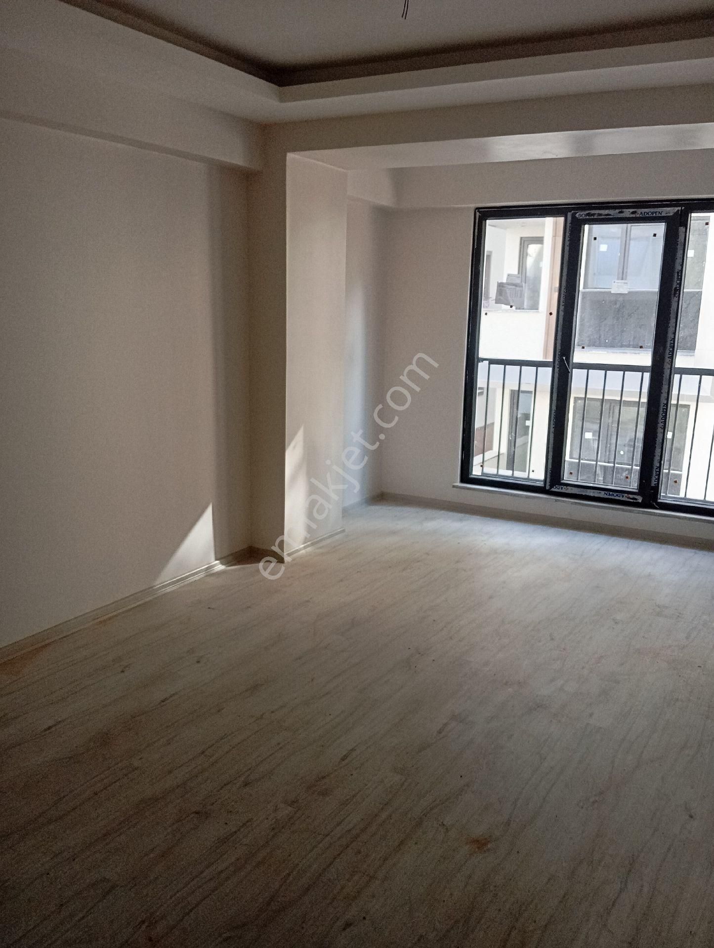 Şirinevler Metro Metrobüse 5 Dakika Sıfır Daire - Görsel 3