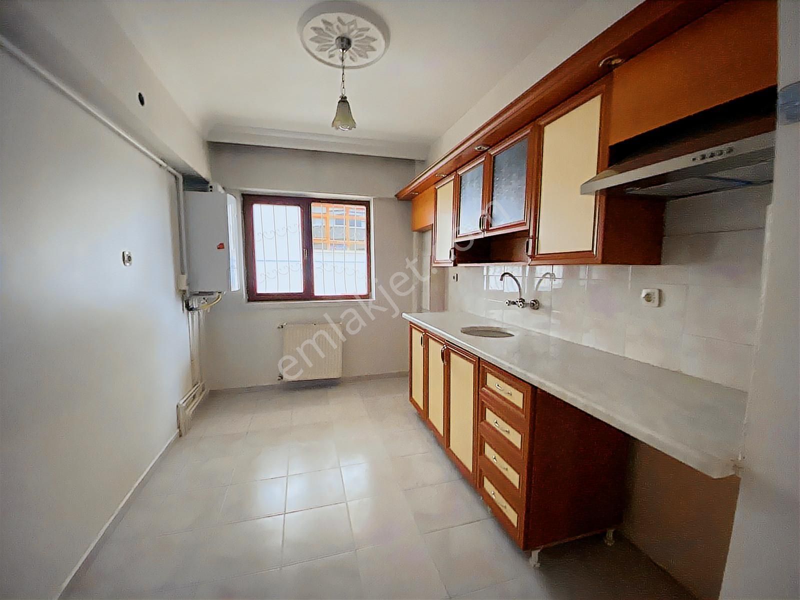 ▄vega▄şahintepe Mah. Natoyolu Cad. 2+1 Metro Hattı Üzeri Kiralık