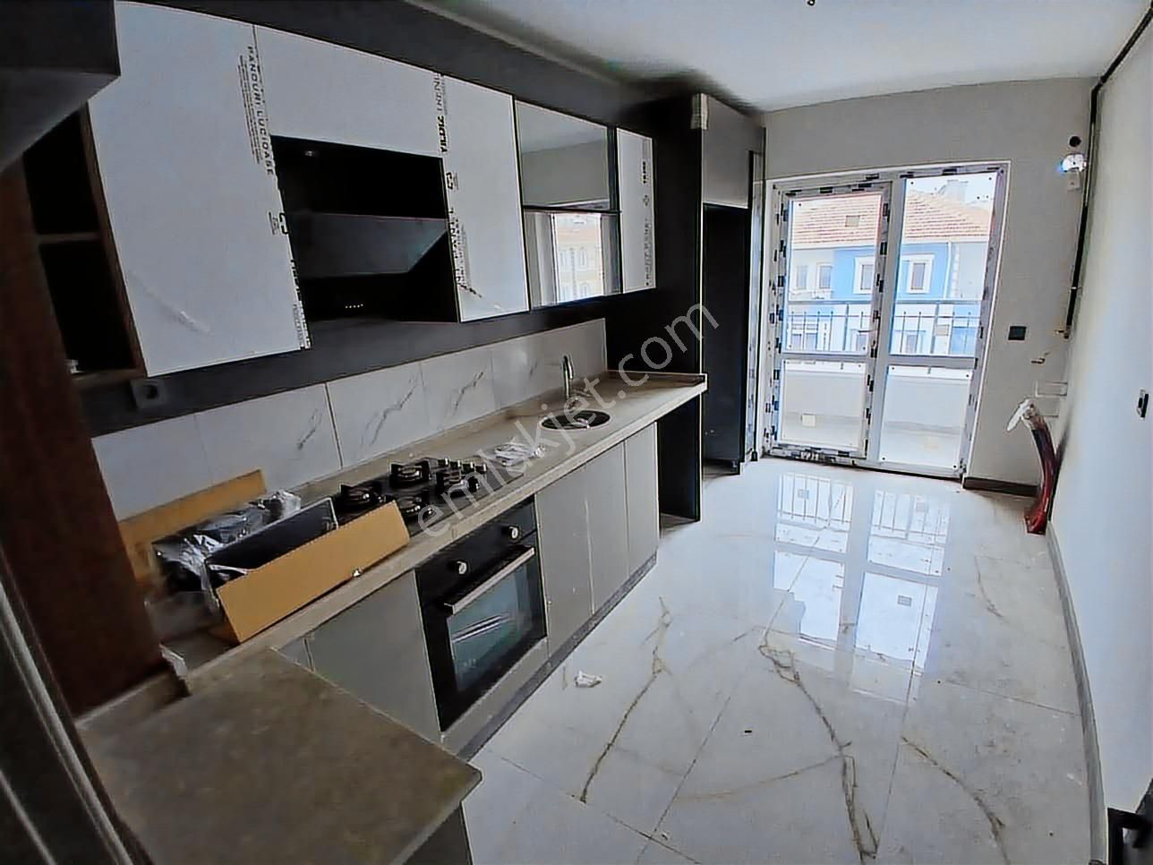 Selçuklu Mah'de 0 Bina'da Ön Cephe 2+1 Güzel Lokasyon Önü Açık - Görsel 7