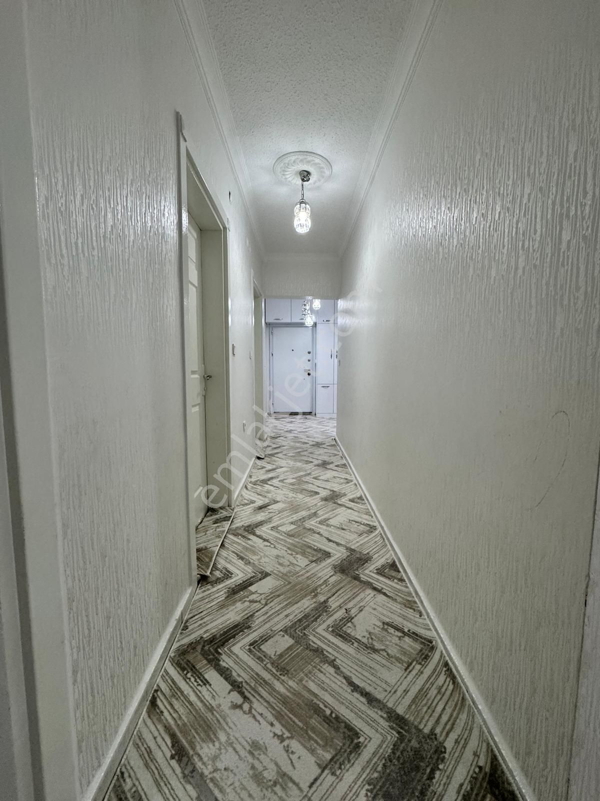 Seyrantepe C Bloklarda Satılık 3+1 Bakımlı Yüksek Giriş Daire - Görsel 10