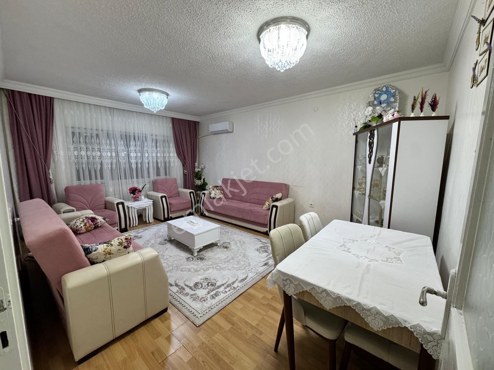 Seyrantepe C Bloklarda Satılık 3+1 Bakımlı Yüksek Giriş Daire - Görsel 13