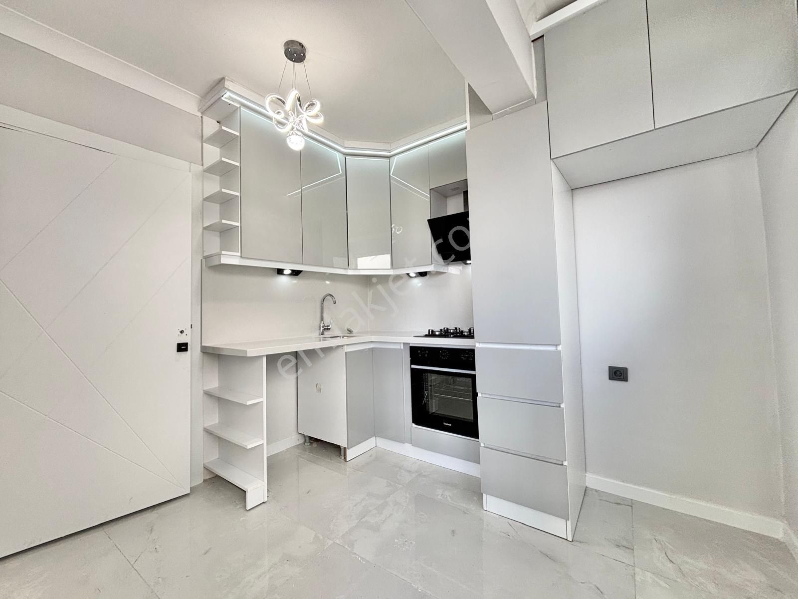 ⫸onur Yıldırım'dan Satılık Ön Cephe Arakat İçi Yapılı 2+1 Daire - Görsel 10