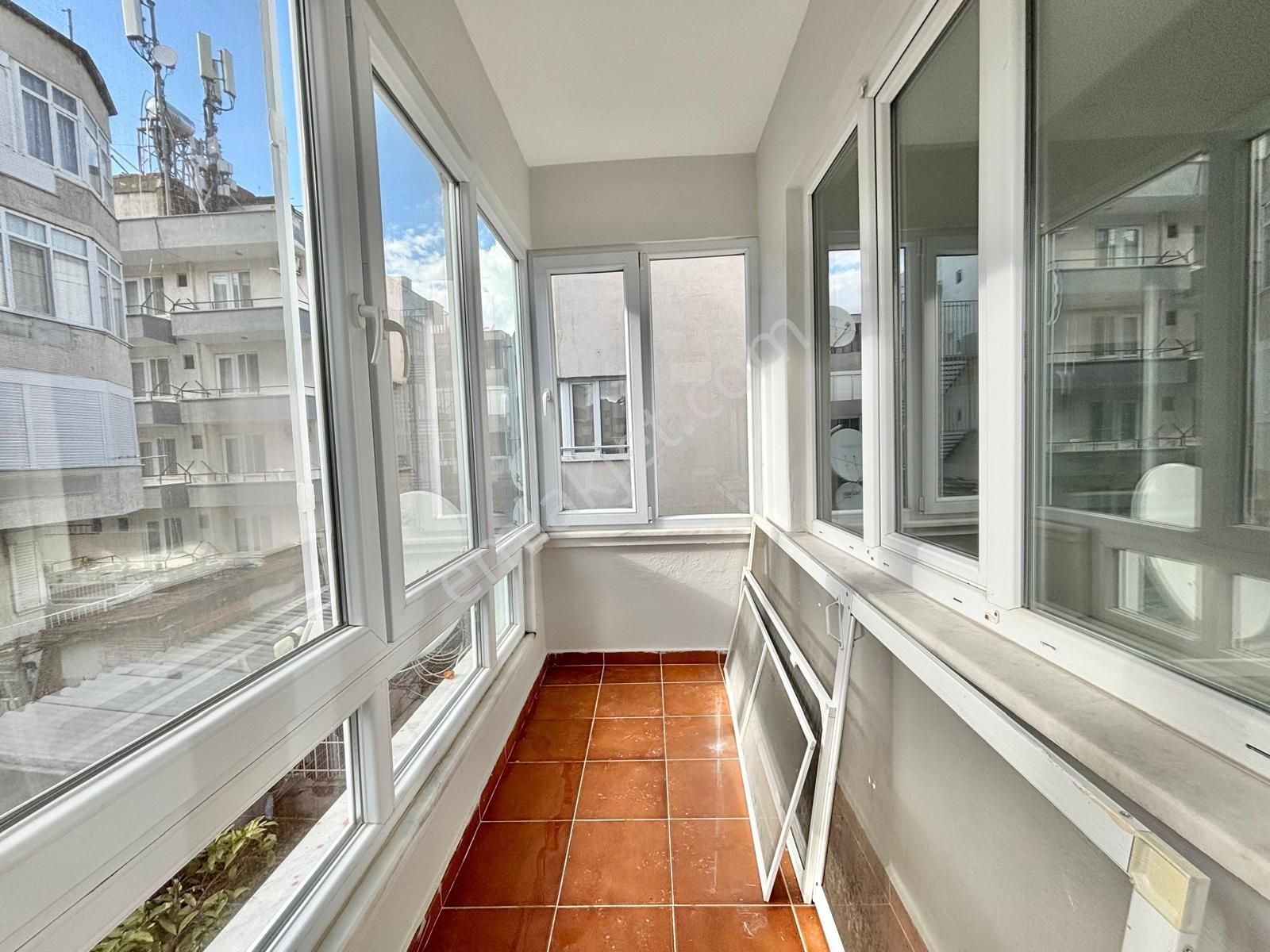 ⫸onur Yıldırım'dan Satılık Ön Cephe Arakat İçi Yapılı 2+1 Daire - Görsel 5