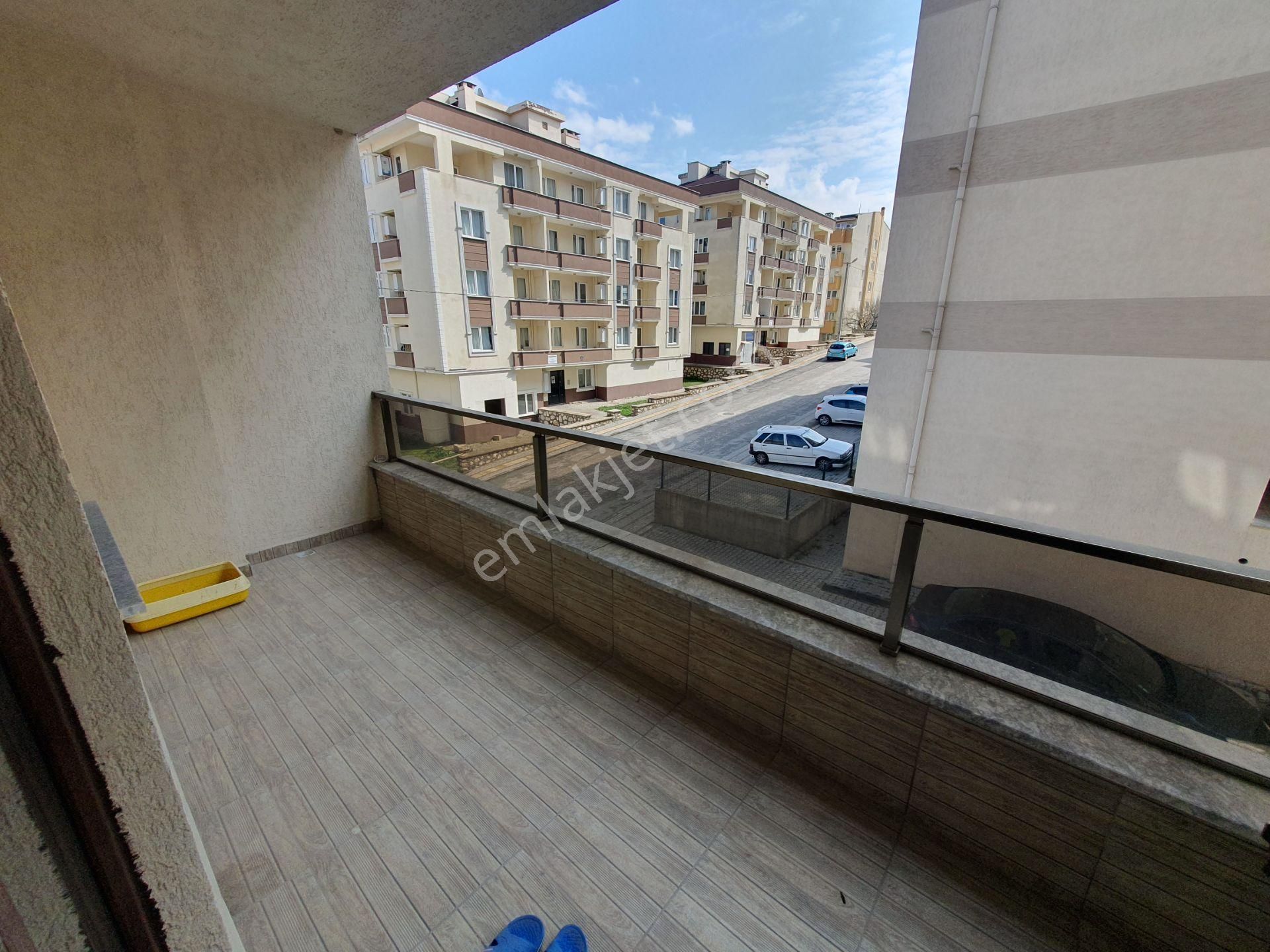 Bahar'dan Trio Mevkinde Site İçerisinde 2+1 Eşyalı Kiralık Daire - Görsel 23