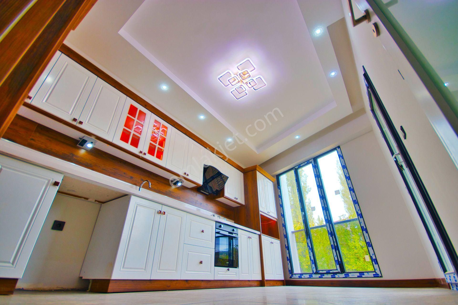 🛑🛑aktif'ten Zeytinli'de Satılık Mimarisi İle Büyüleyen Ön Cephe Otoparklı 2+1 Daire