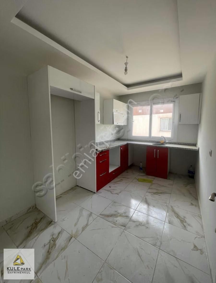 Sofude'de 2 Bloklu Azkatlı Bınada Kapalı Mutfak 2+1 - Görsel 19